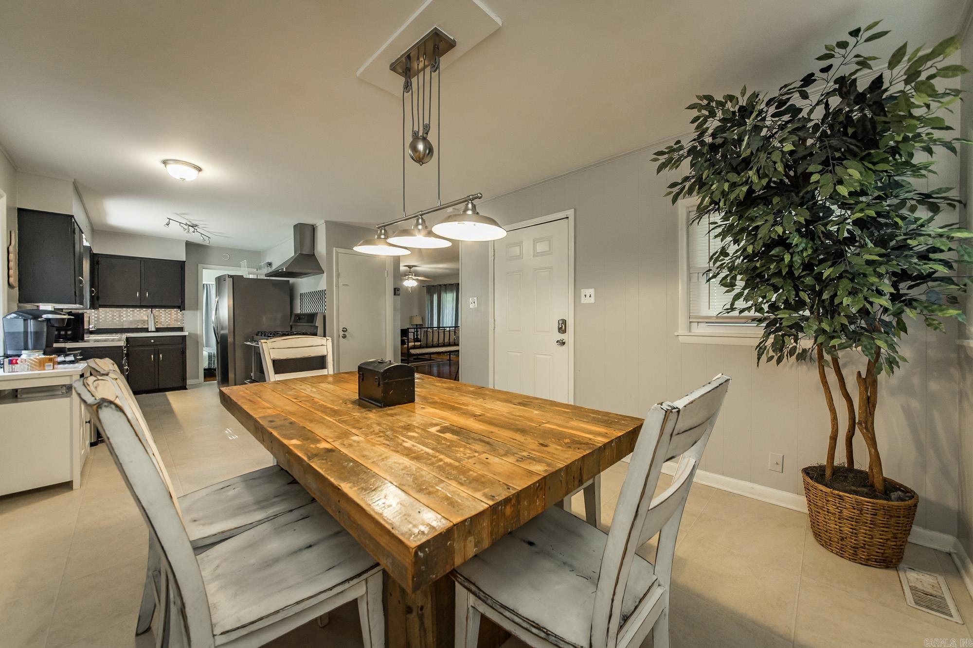 BROWNS - Residential