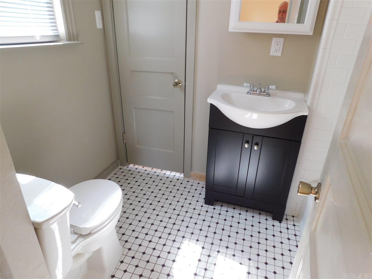 Fleming & Bradford - Residential Lease