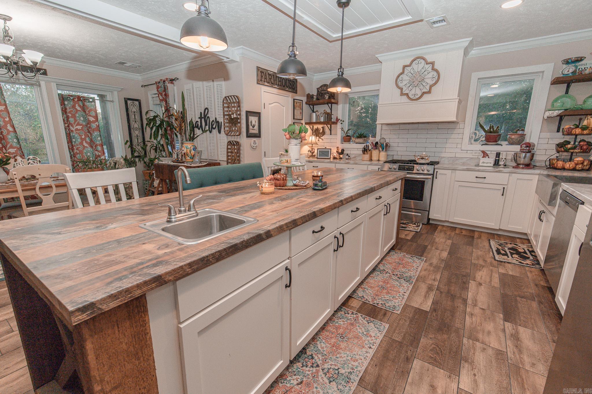 EIGHTH ADDN - Residential