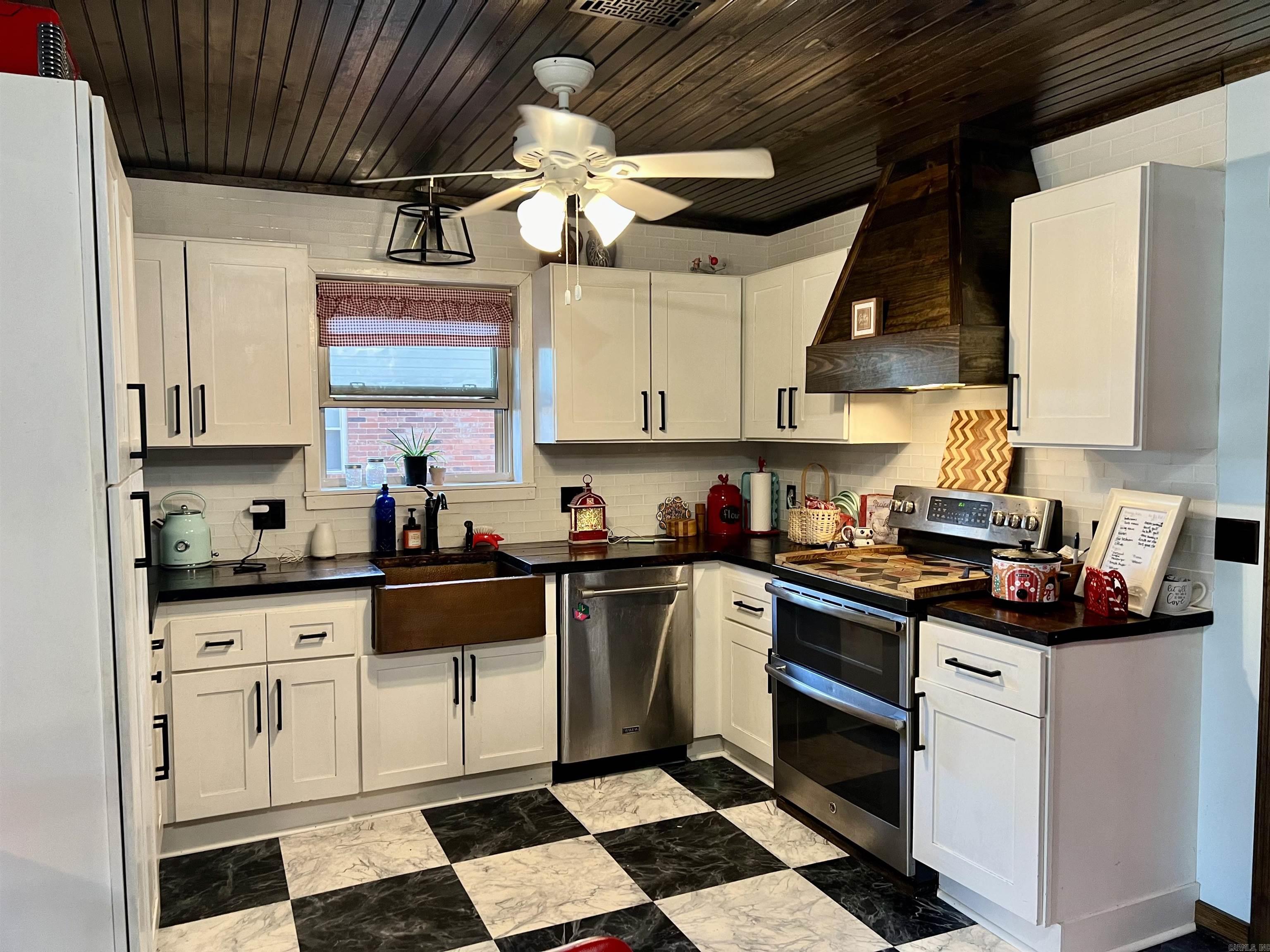 CLOVERDALE ADD (SEARCY) - Residential