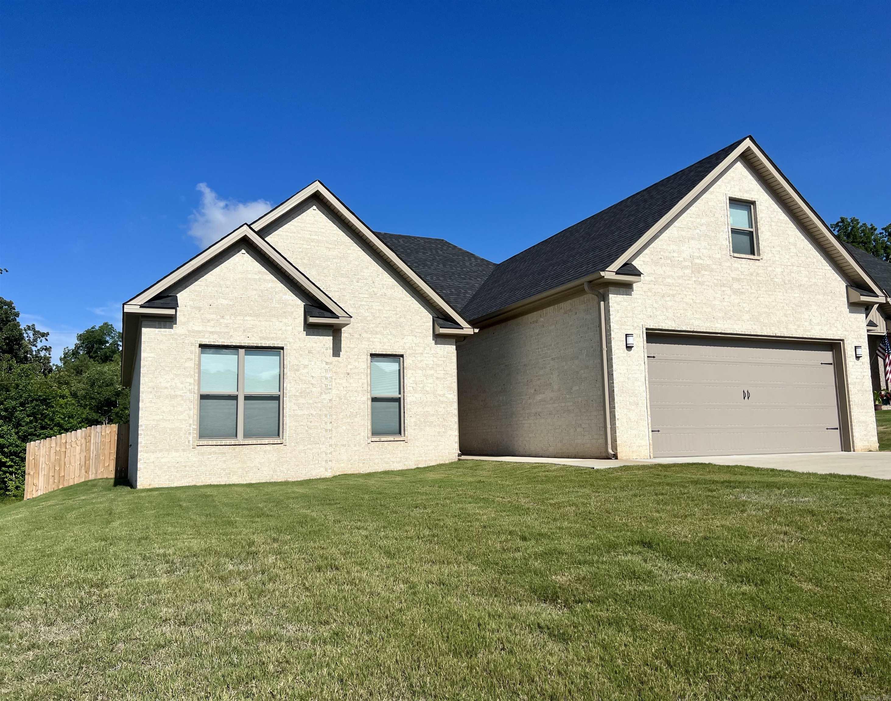 SAGE MEADOWS - Residential