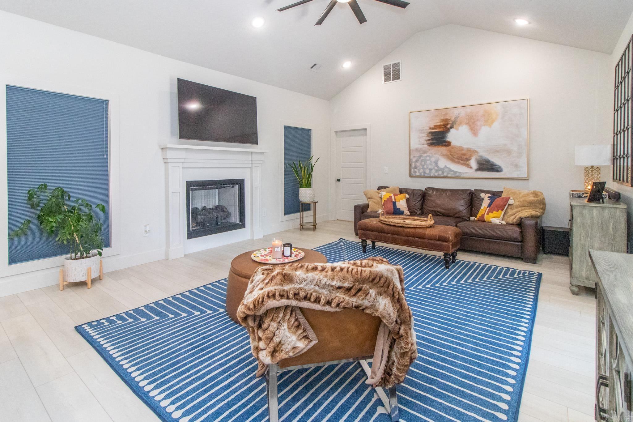 SAGE MEADOWS - Residential