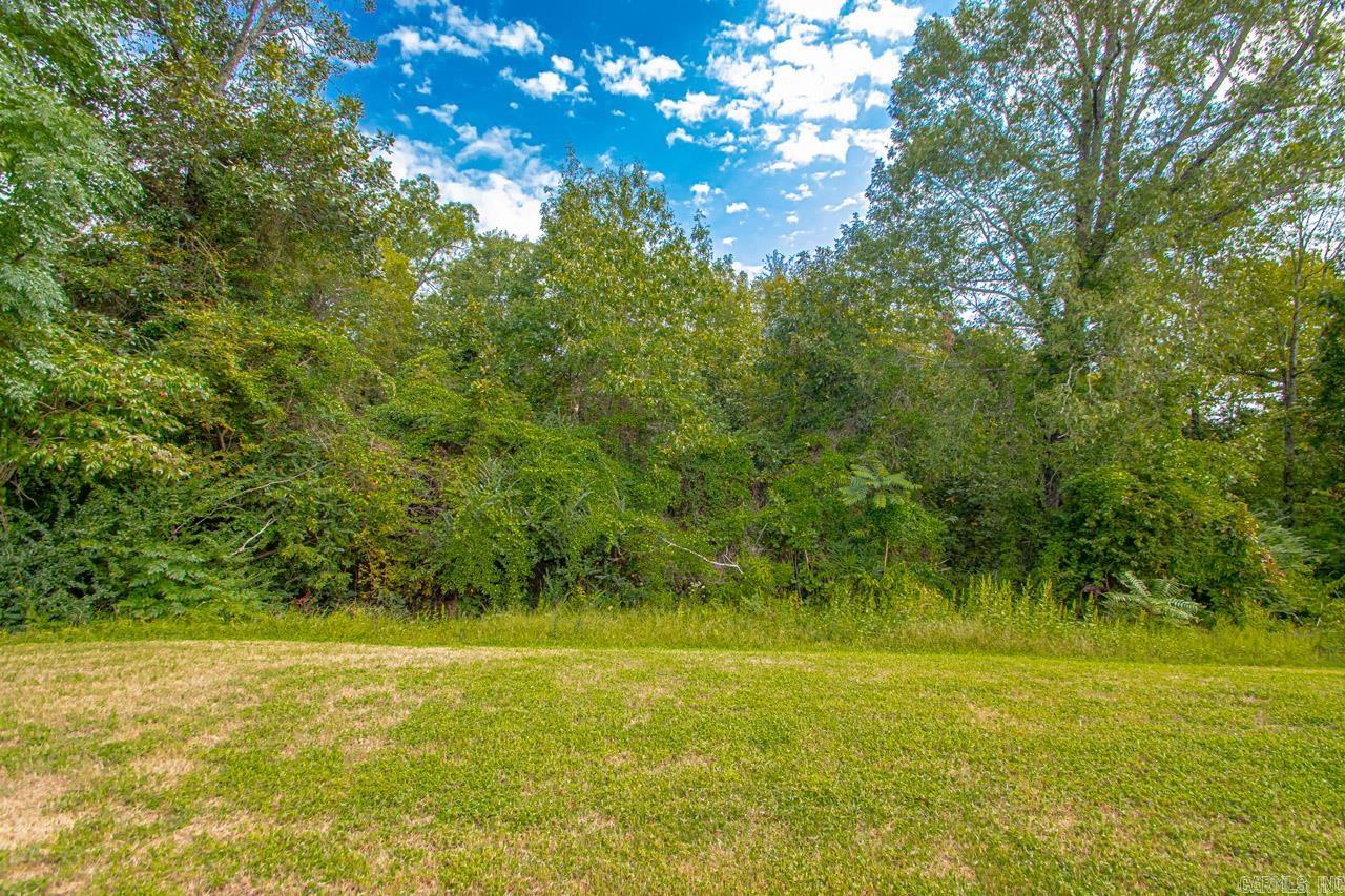 PARKWAY MEADOWS - Residential