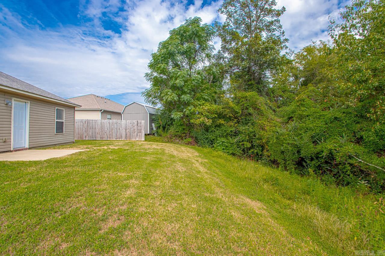 PARKWAY MEADOWS - Residential