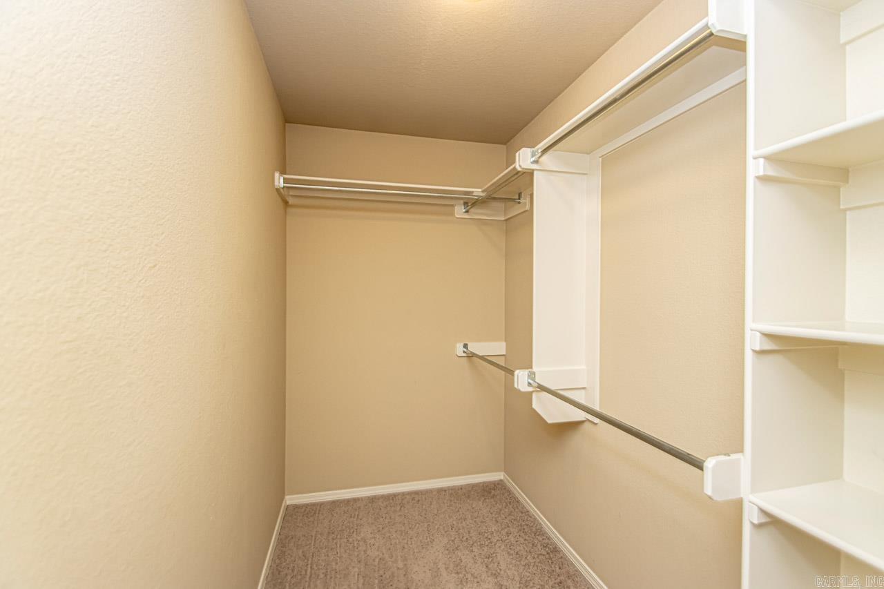 PARKWAY MEADOWS - Residential