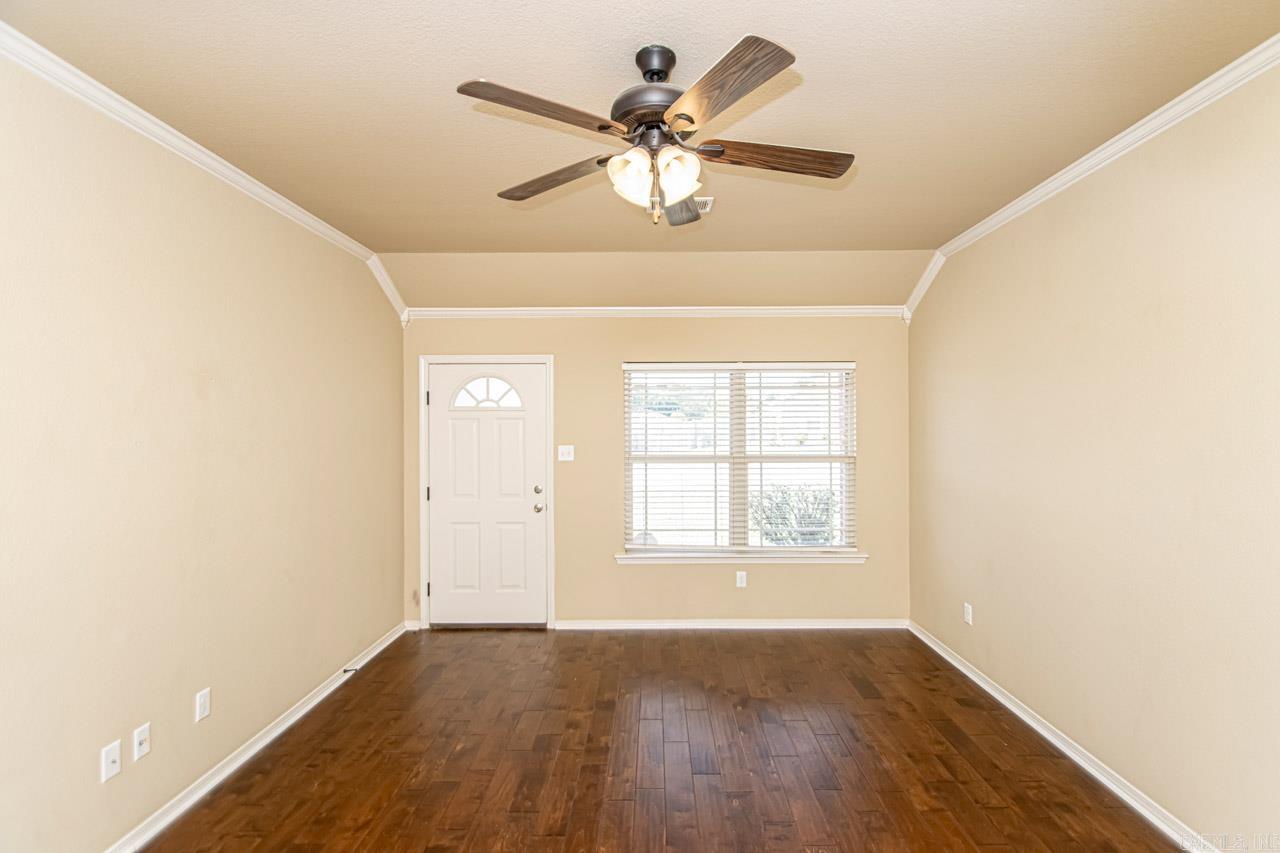 PARKWAY MEADOWS - Residential