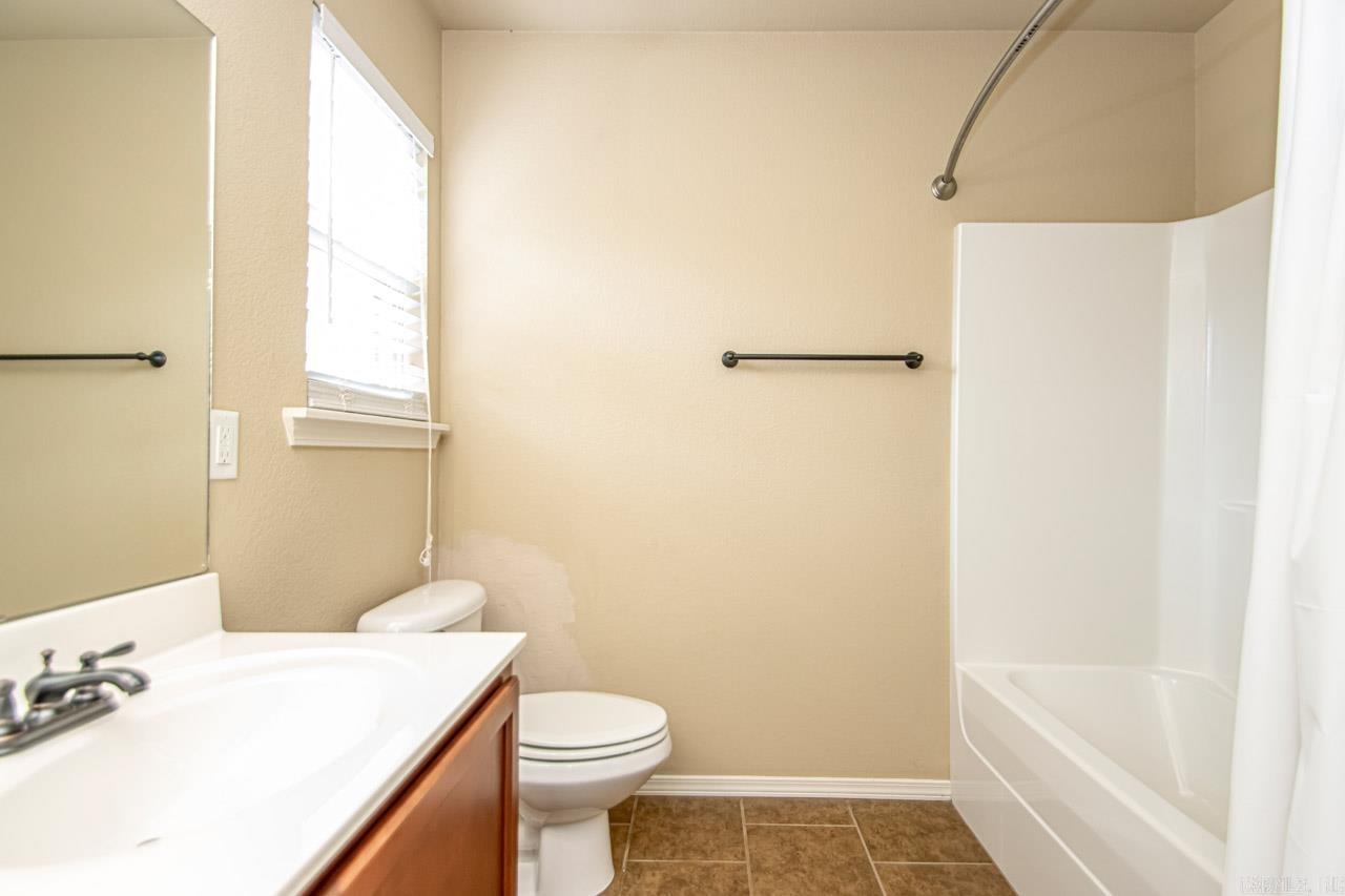 PARKWAY MEADOWS - Residential