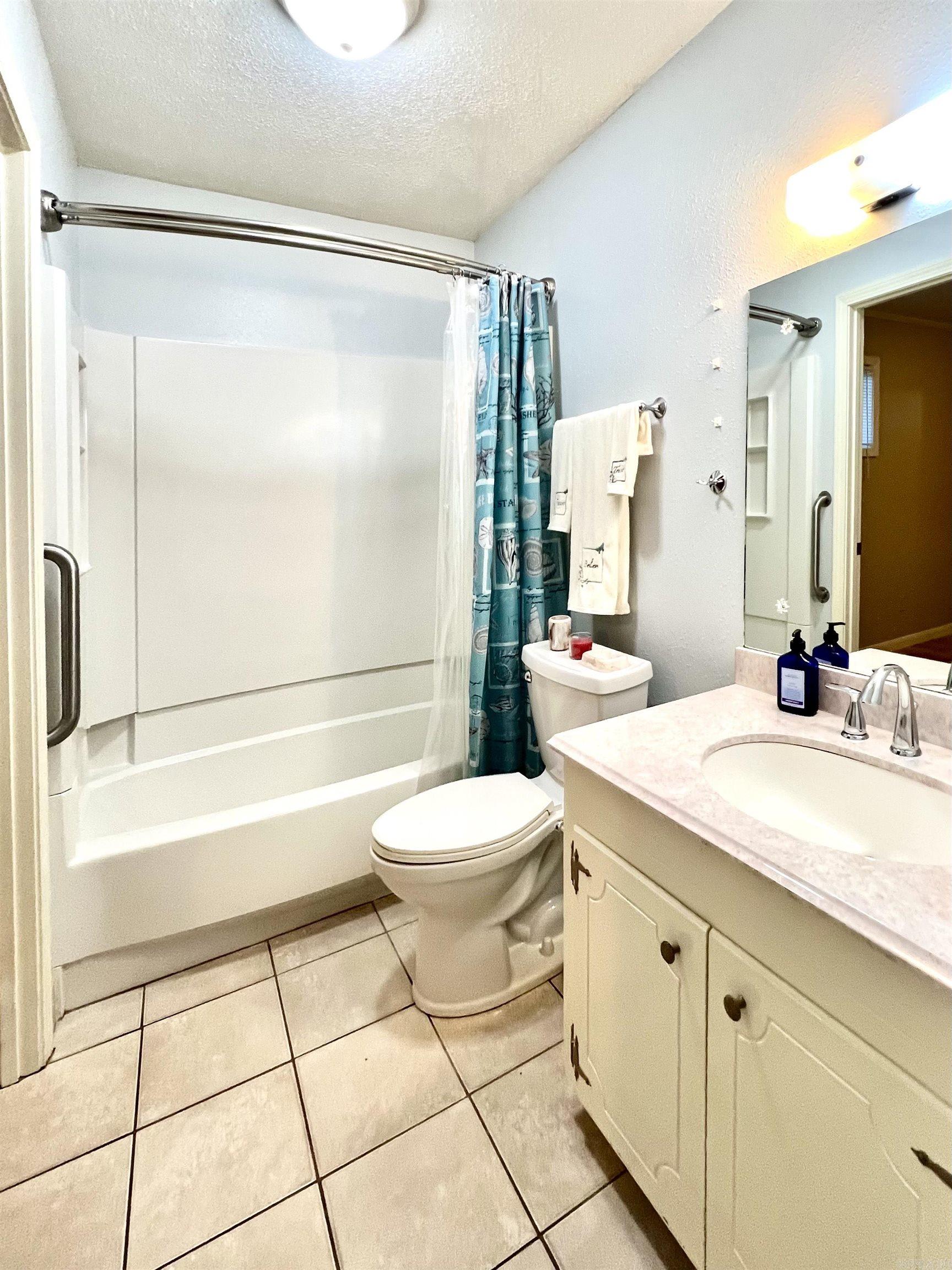 ROSE BUD OUTLOTS - Residential