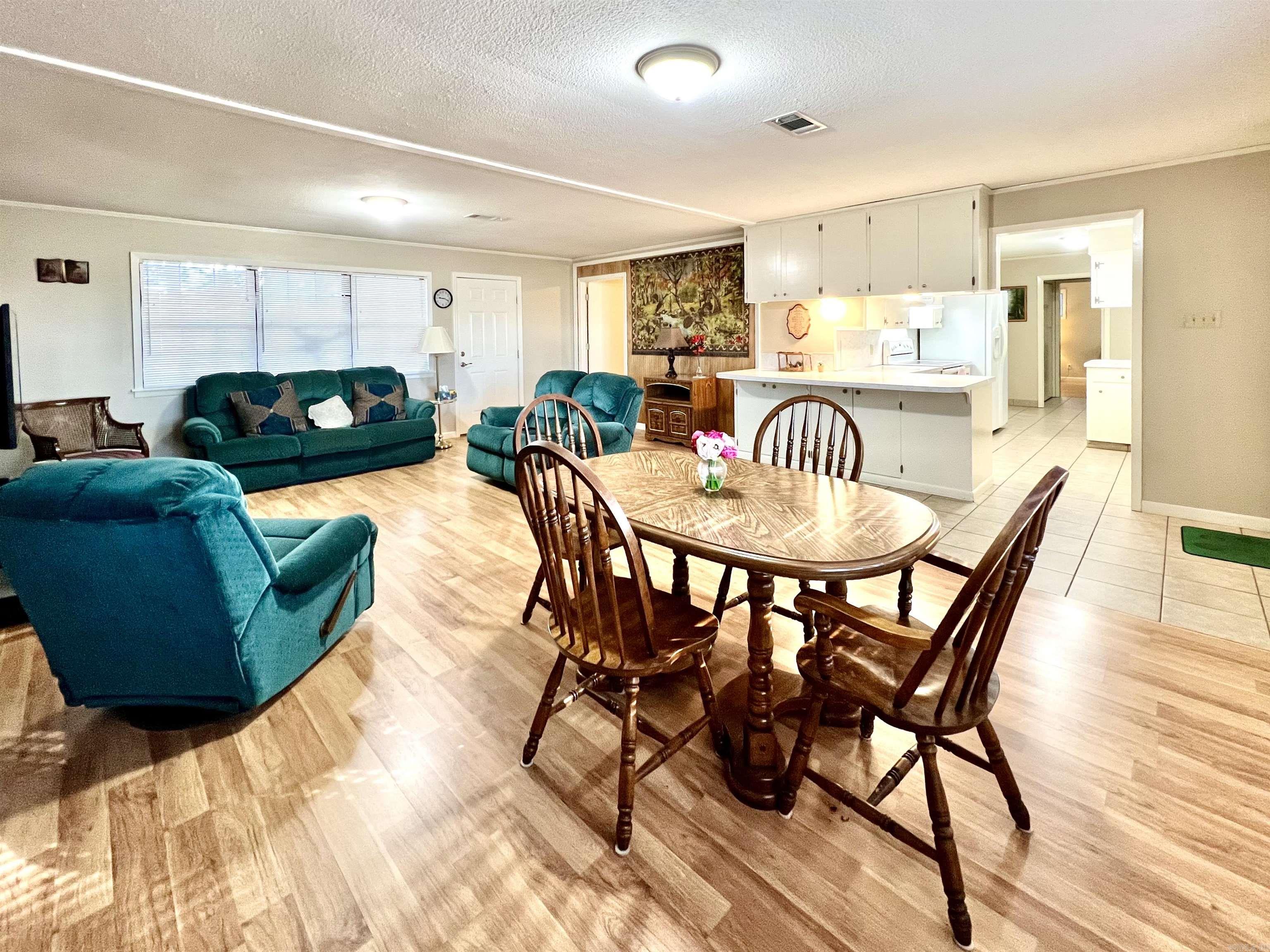 ROSE BUD OUTLOTS - Residential