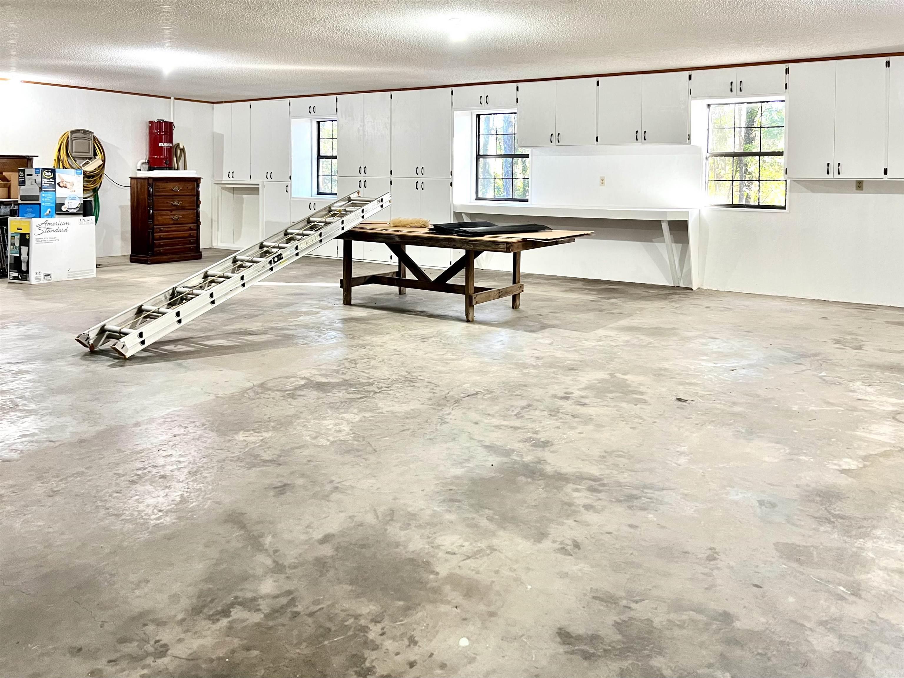 ROSE BUD OUTLOTS - Residential