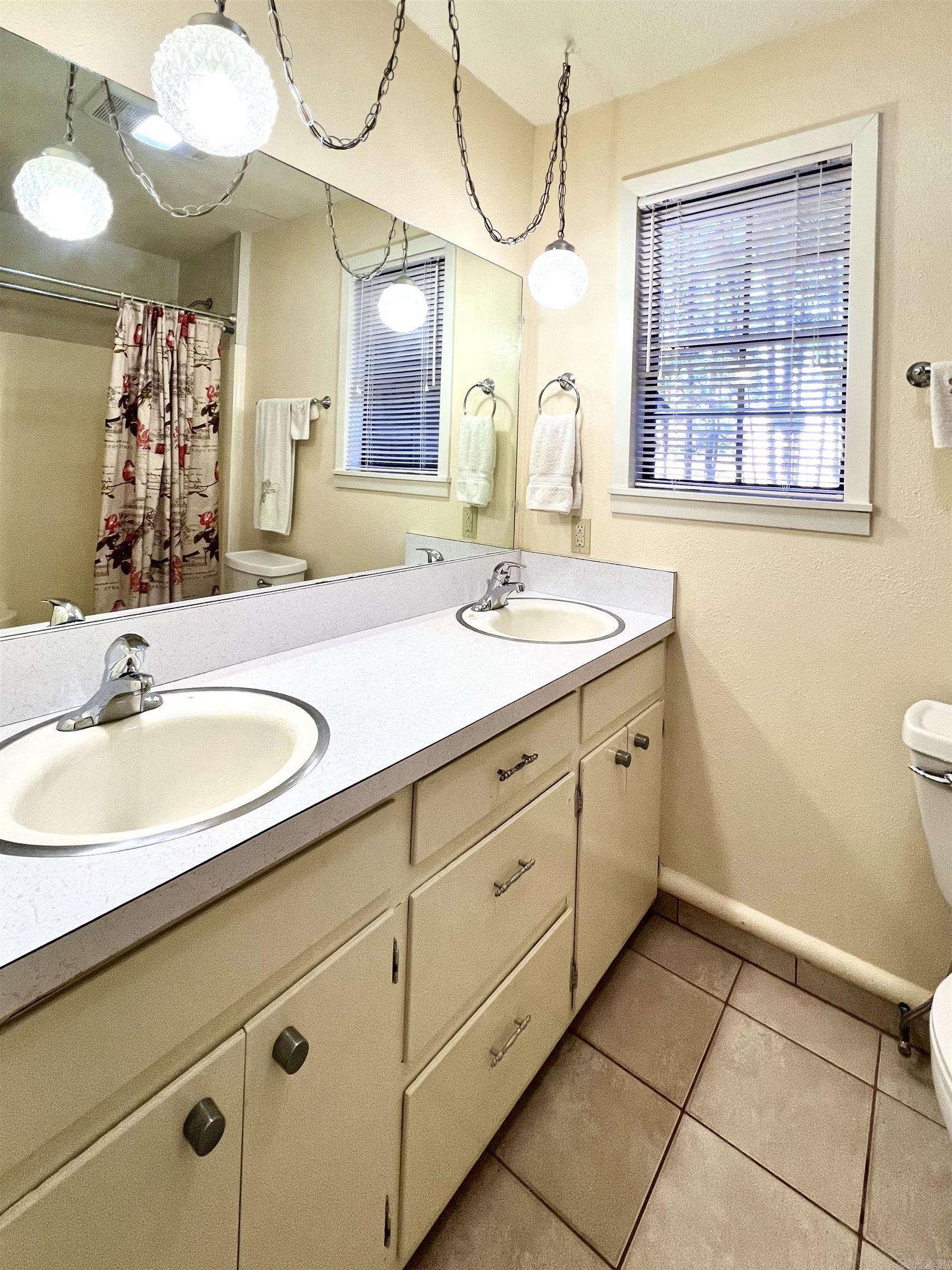 ROSE BUD OUTLOTS - Residential