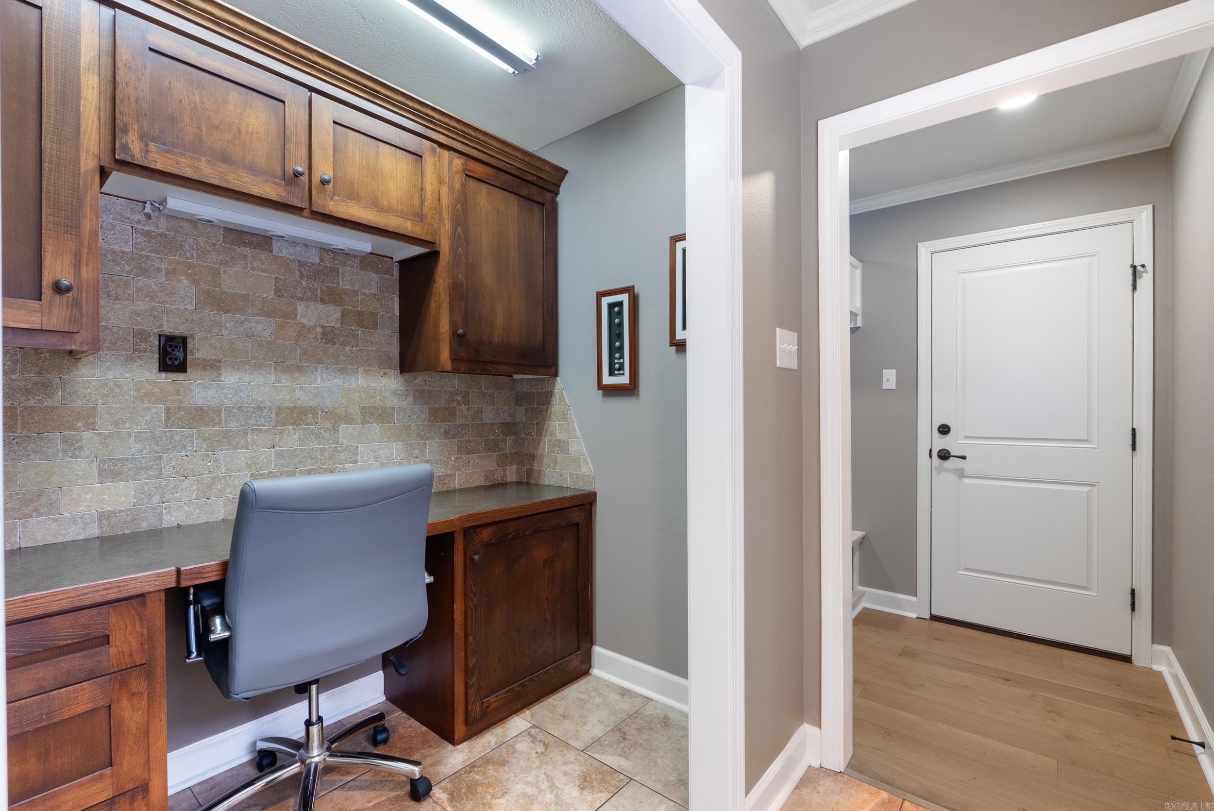 OAK FORREST - Residential