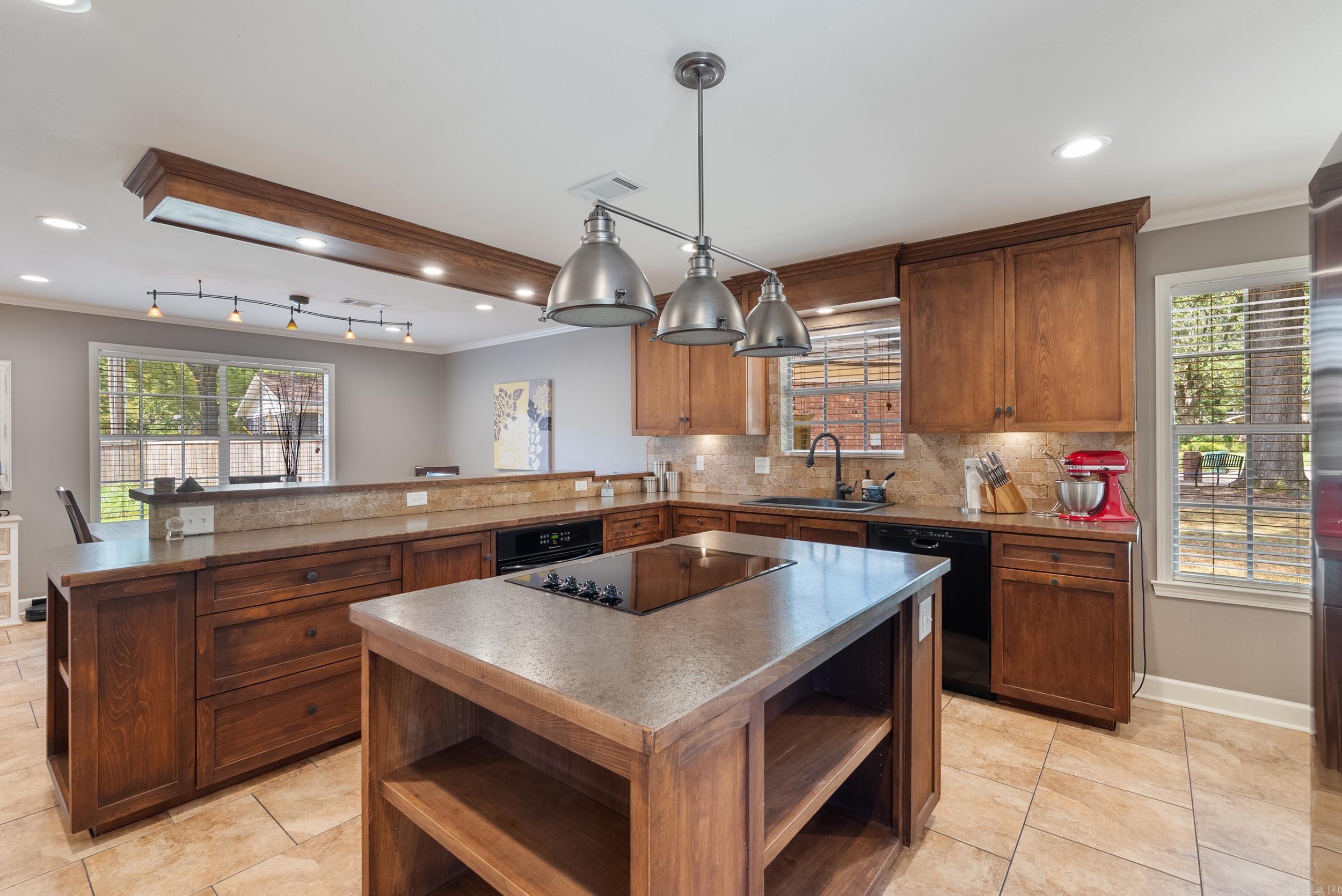 OAK FORREST - Residential