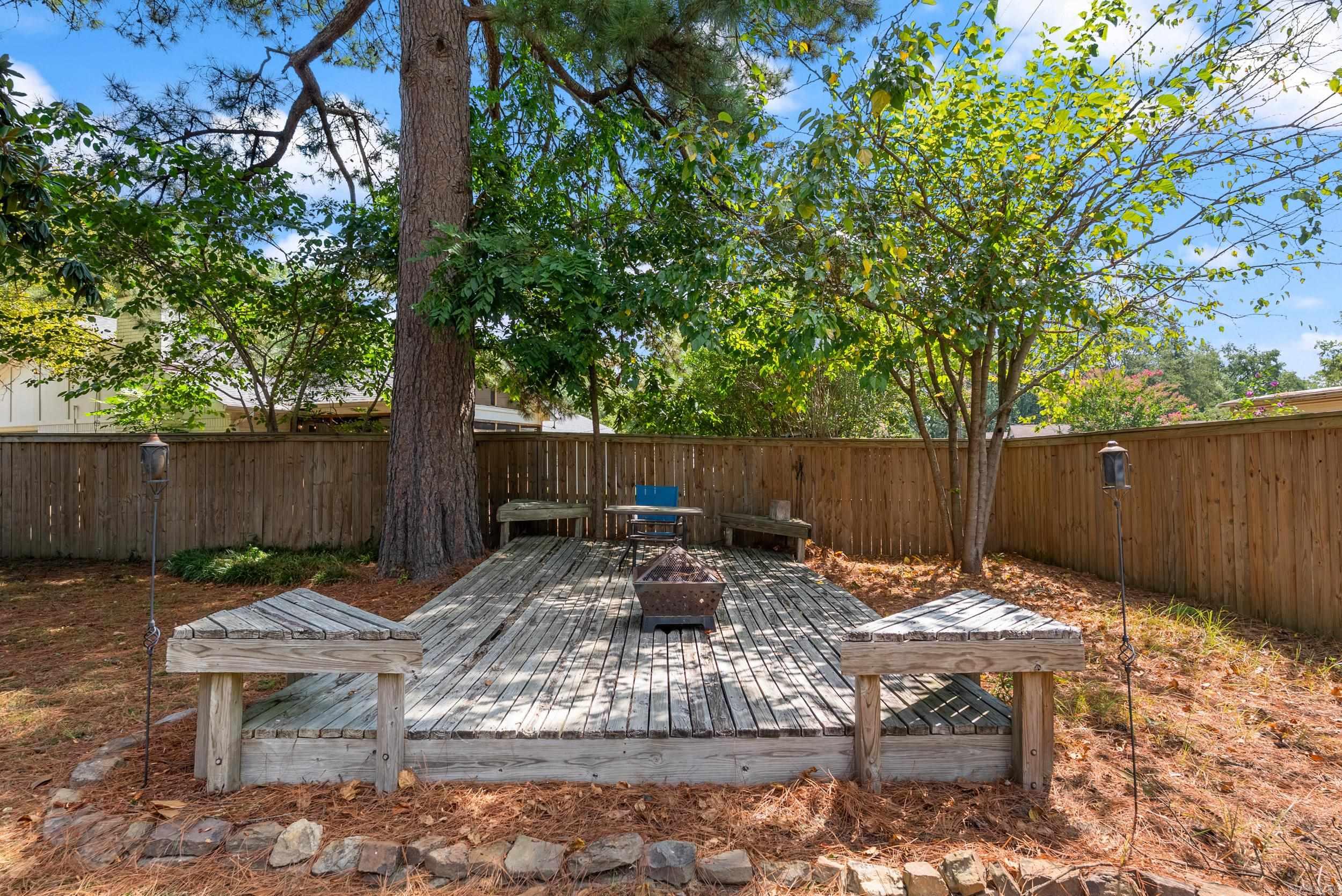 OAK FORREST - Residential