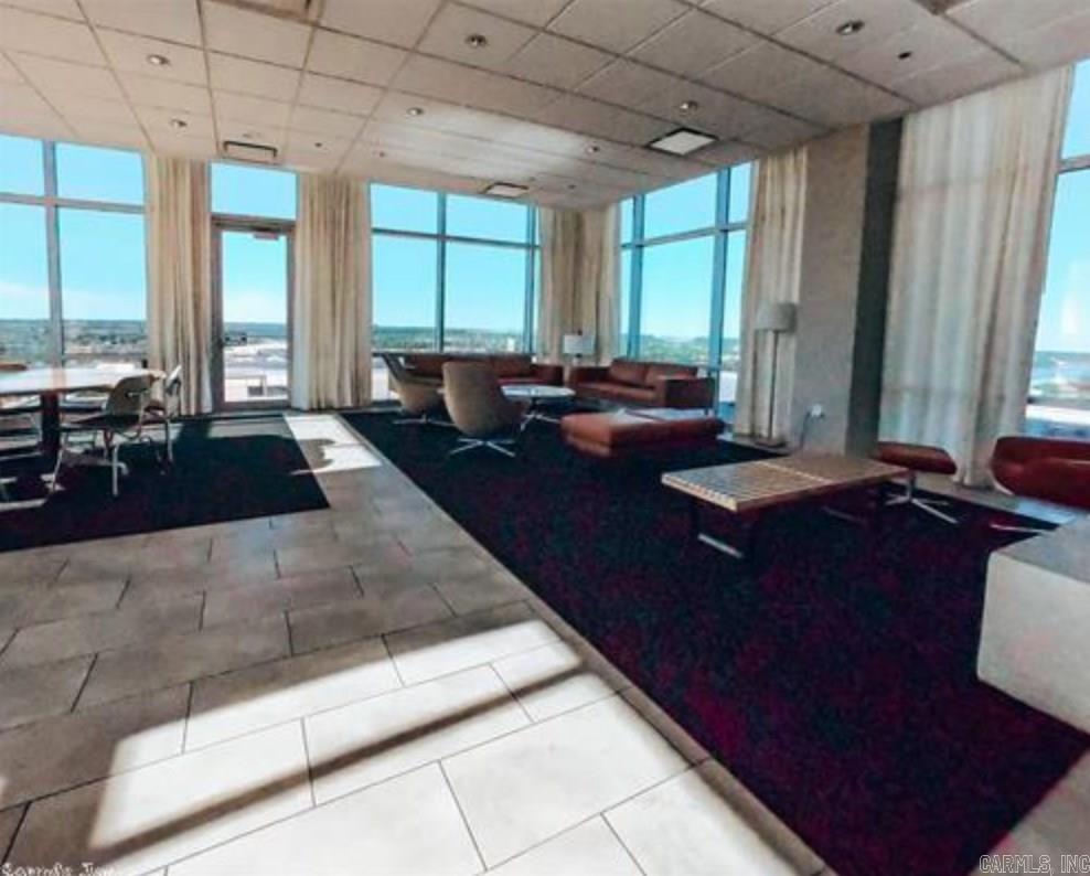 River Market Tower HPR - Residential Lease