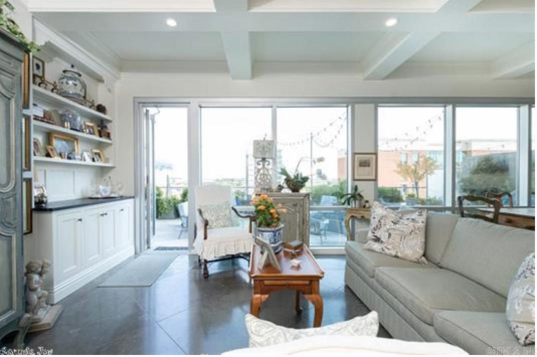 River Market Tower HPR - Residential Lease