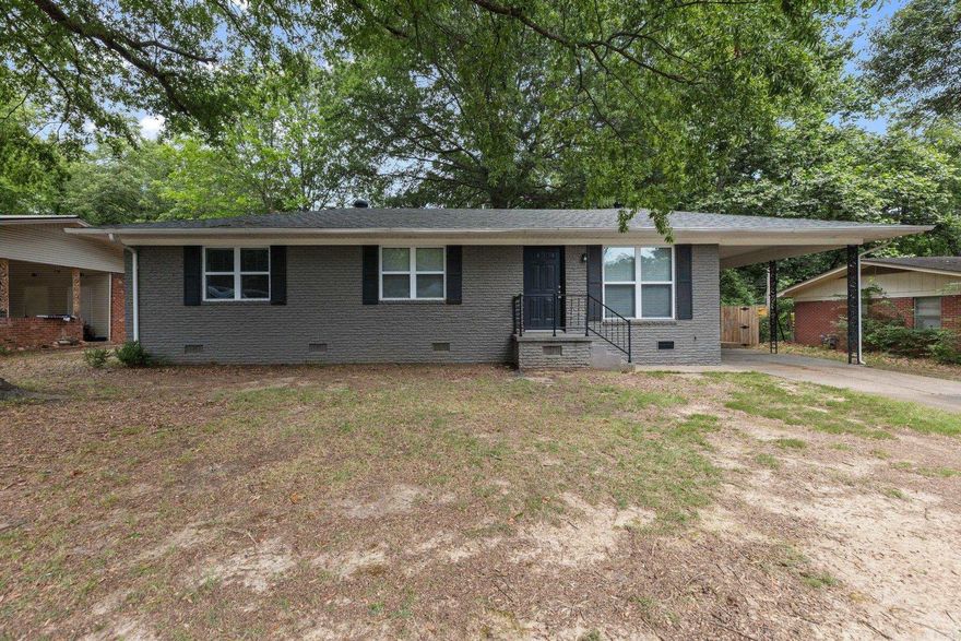 Nestled in the heart of Conway, this delightful 3-bedroom, 1-bathroom home offers an ideal blend of comfort, convenience, and proximity to local college campuses. Perfectly suited for families, students, or anyone looking to settle in a vibrant community just in time for the fall semester!  Step inside to discover a spacious living area adorned with hardwood floors & ample natural light open to the updated kitchen. This home also has new windows throughout! The updated bathroom features a bath tub, walk in shower and updated fixtures.  Outside, the property features a spacious backyard and a patio area for entertaining!!  Call to schedule a private showing today! Agents see markets.