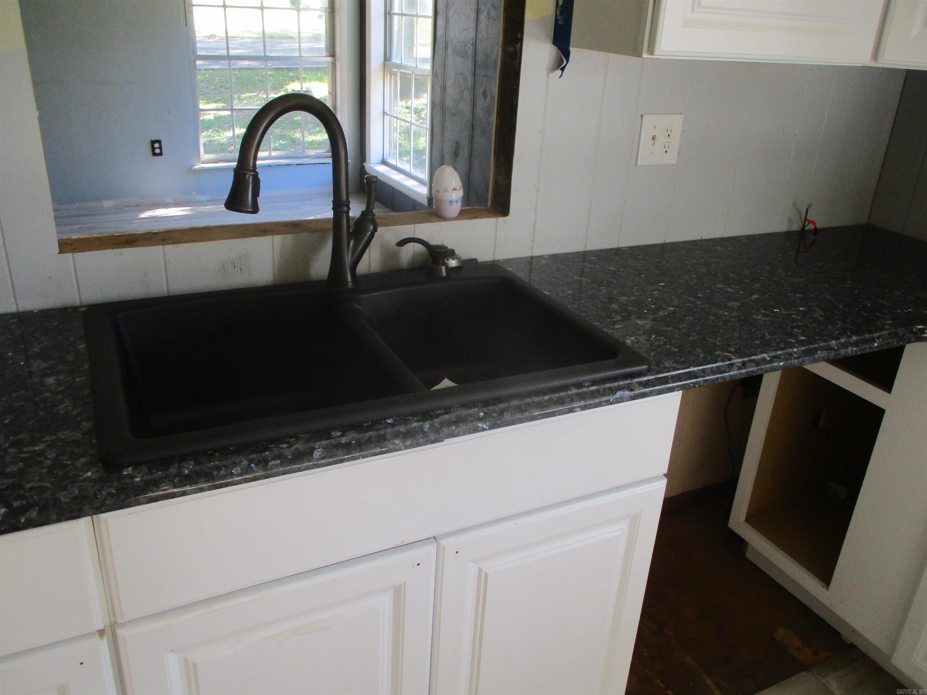 NORTHLAWN - Residential