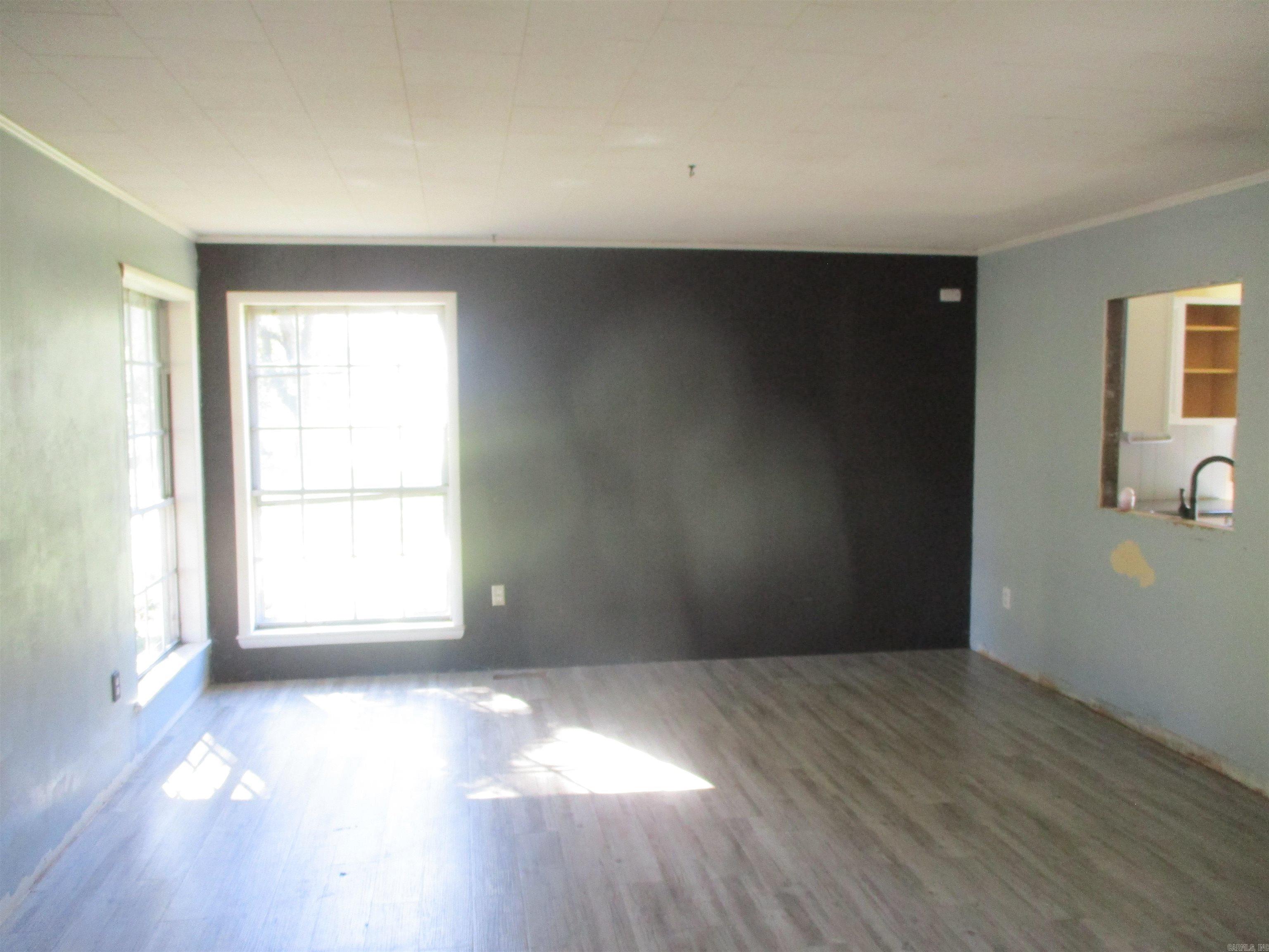 NORTHLAWN - Residential