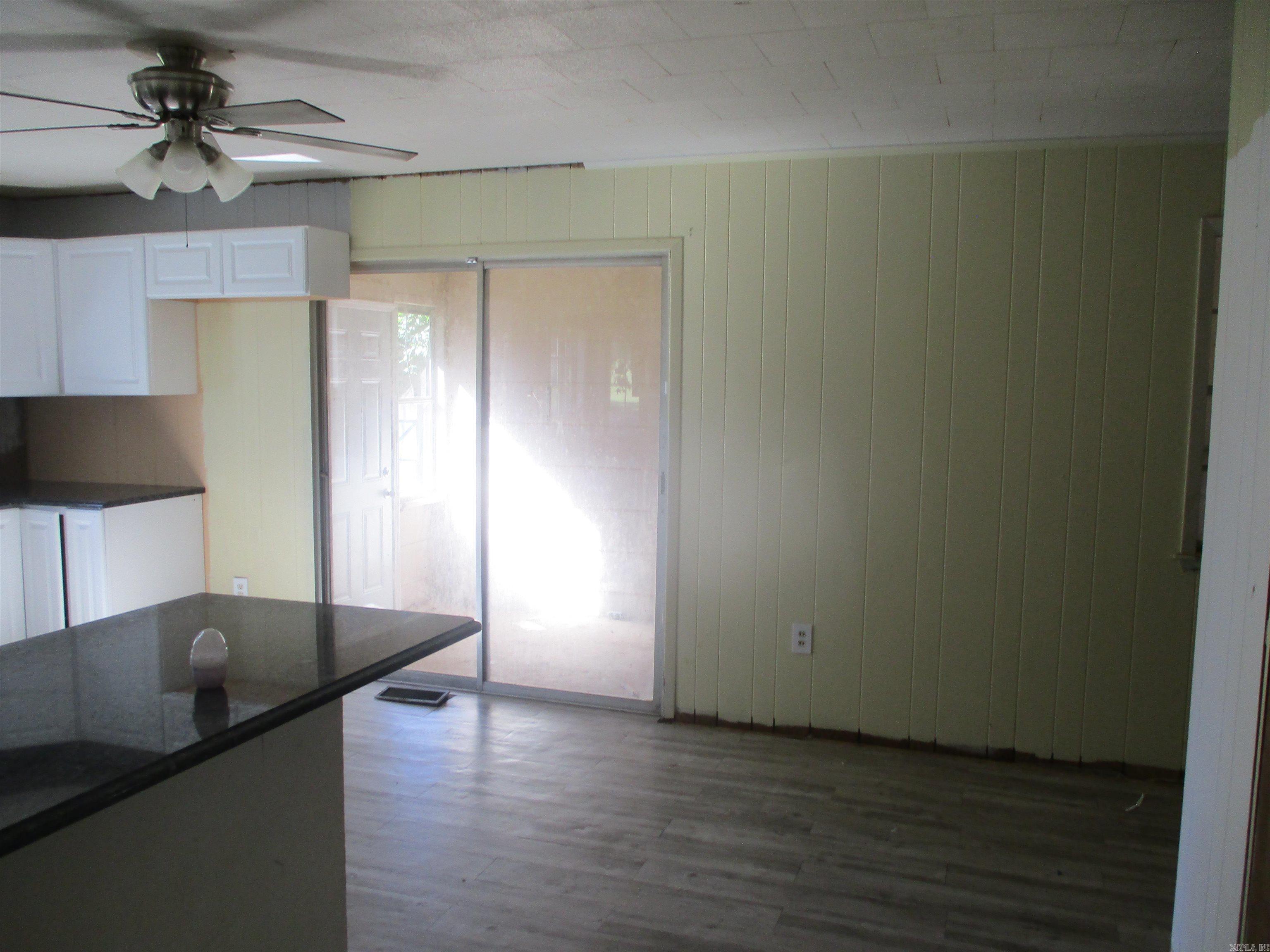 NORTHLAWN - Residential