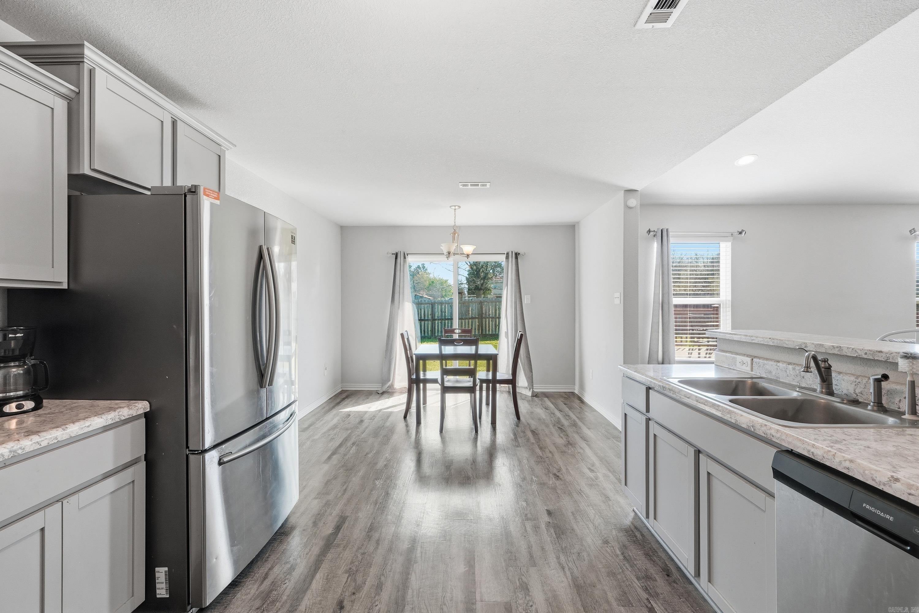 Ivanton - Residential