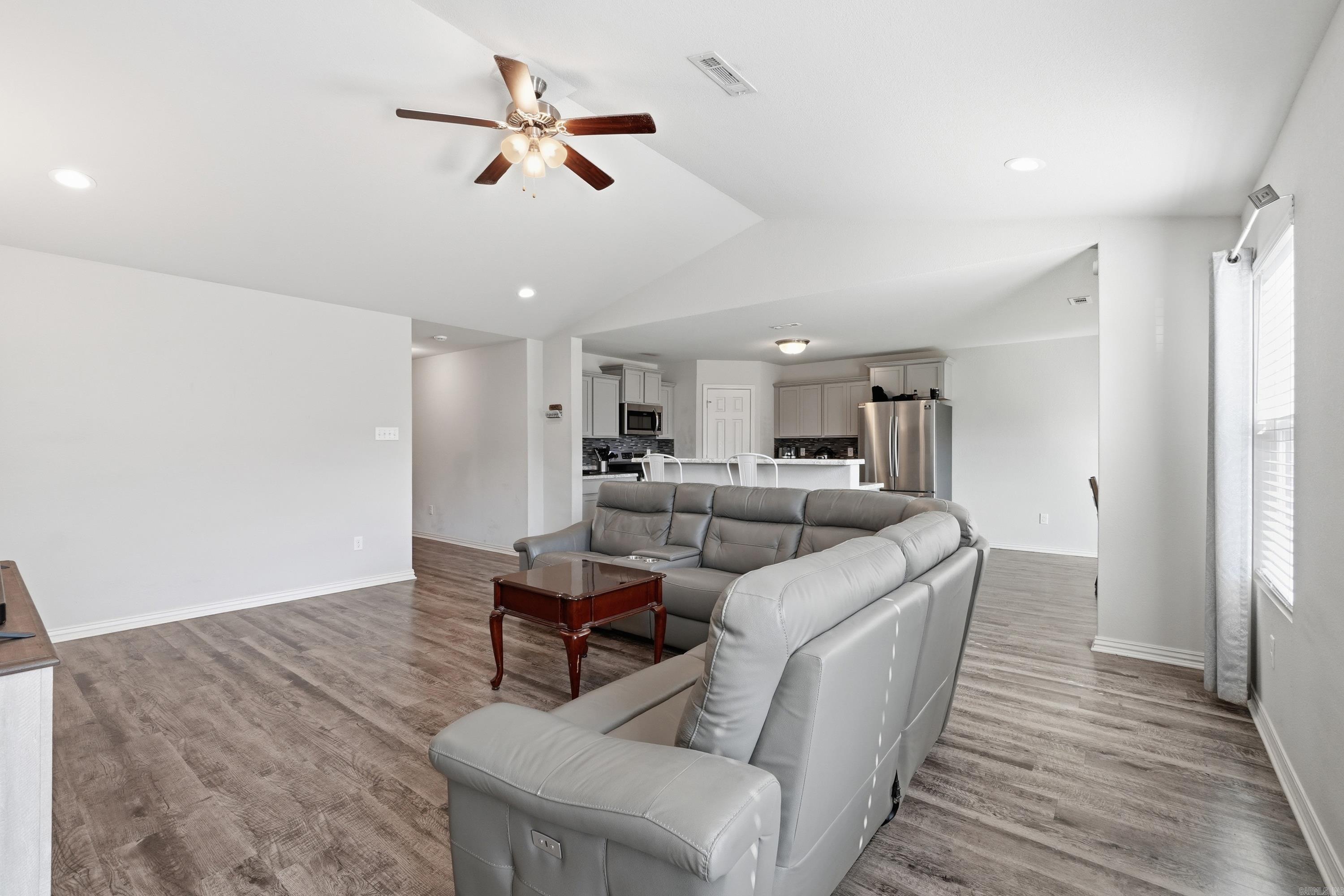 Ivanton - Residential