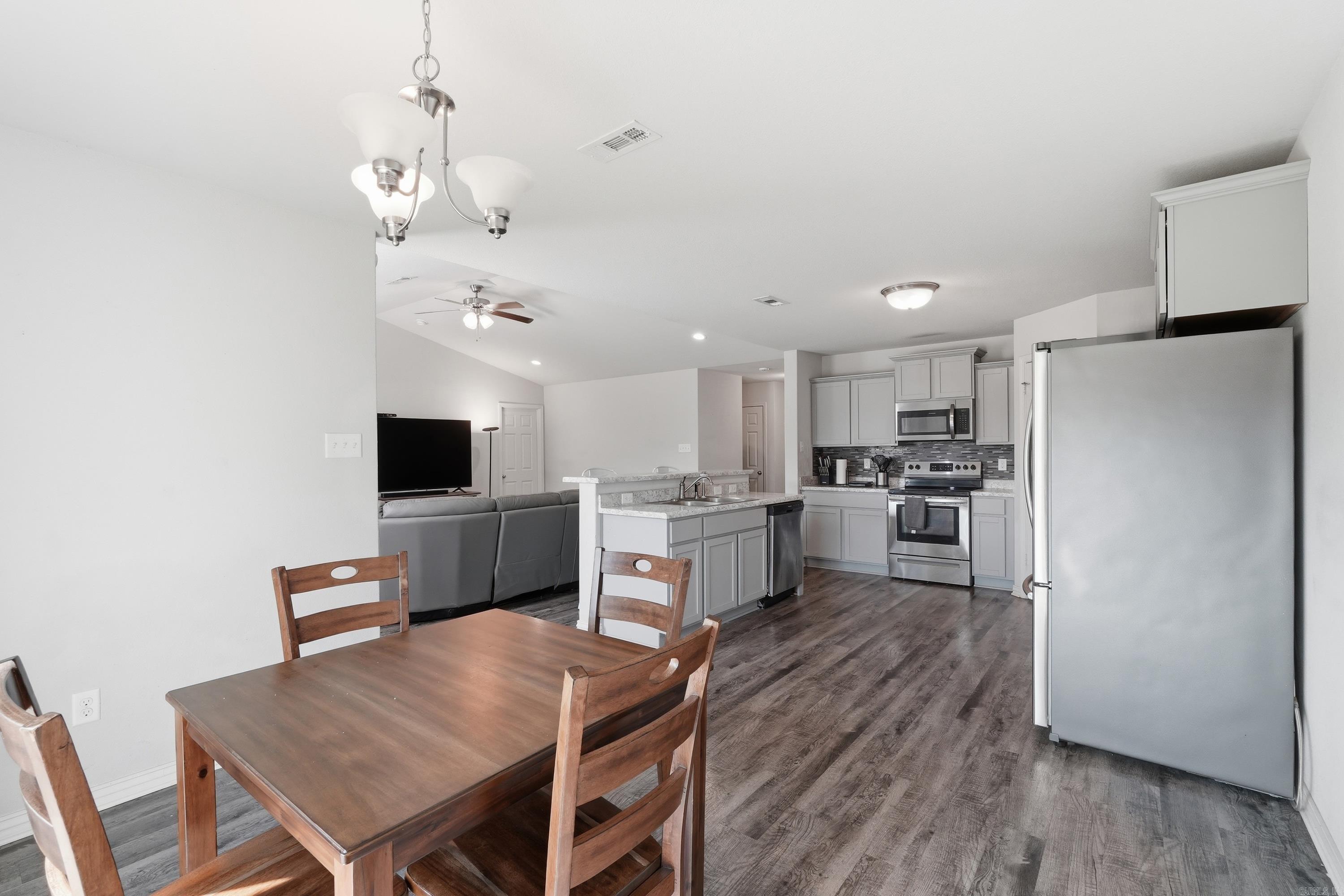 Ivanton - Residential