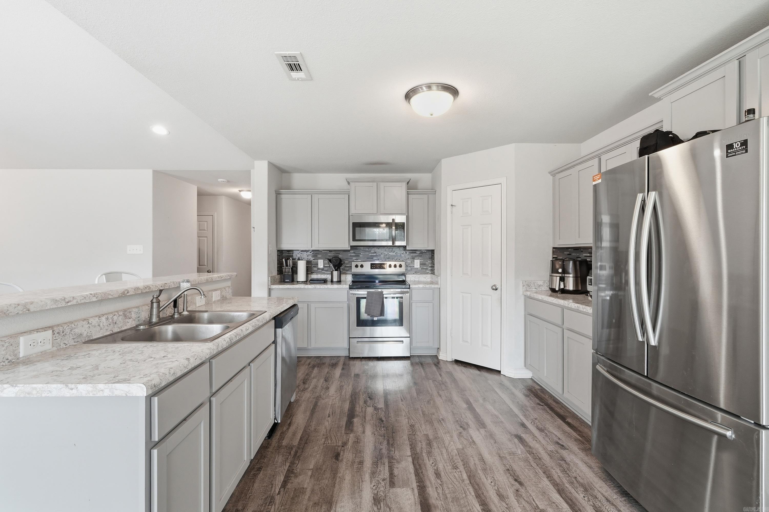 Ivanton - Residential