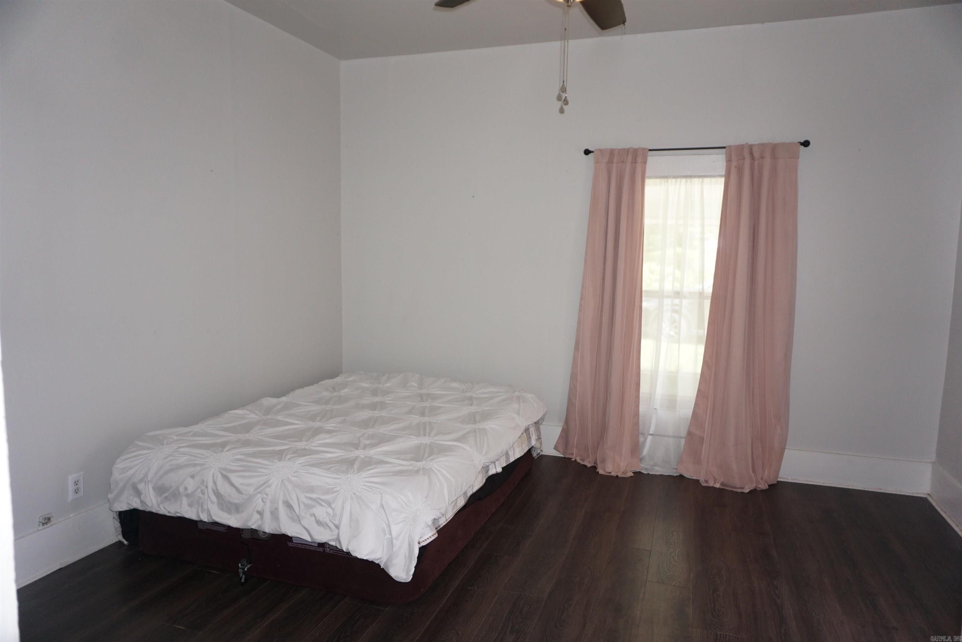 CHURCHILL SUBURBAN - Residential