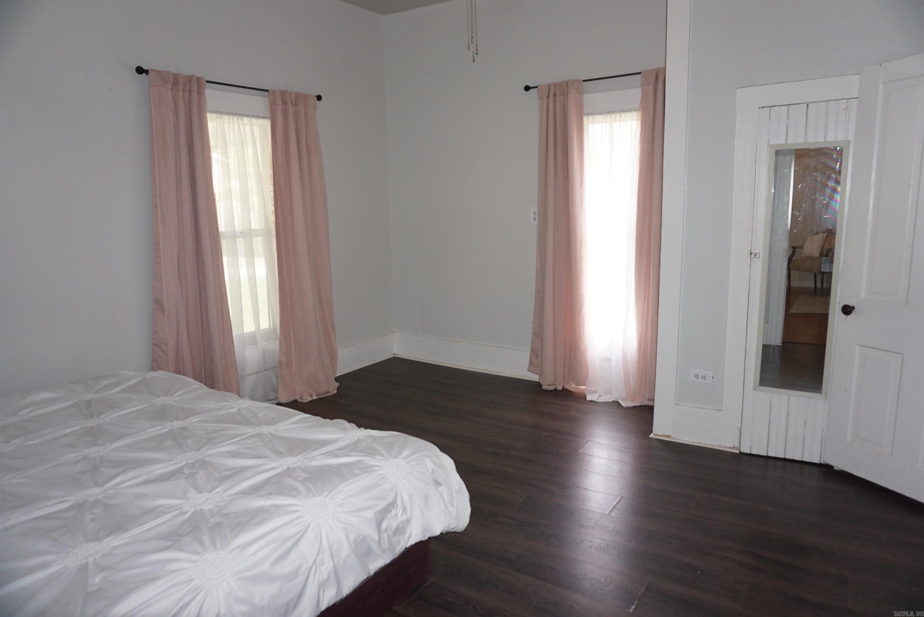 CHURCHILL SUBURBAN - Residential