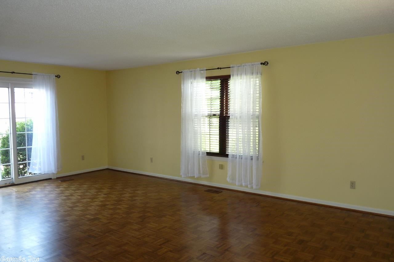 PARK HILL - Residential