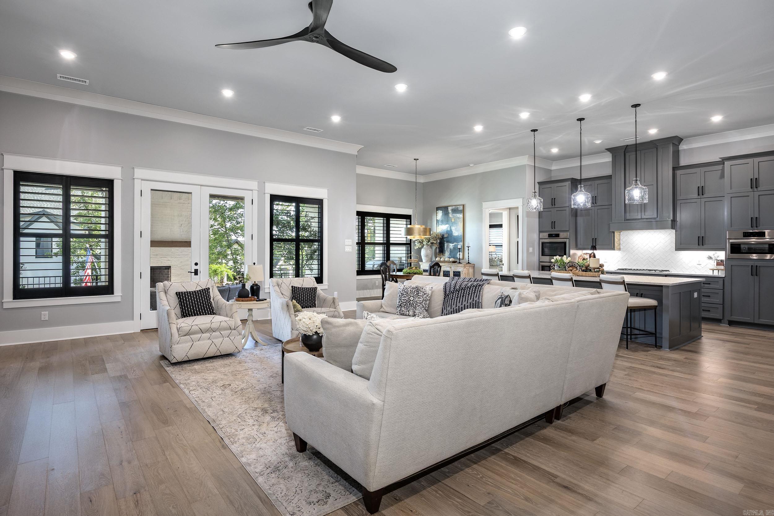 CHENAL VALLEY "FALSTONE COURT" - Residential