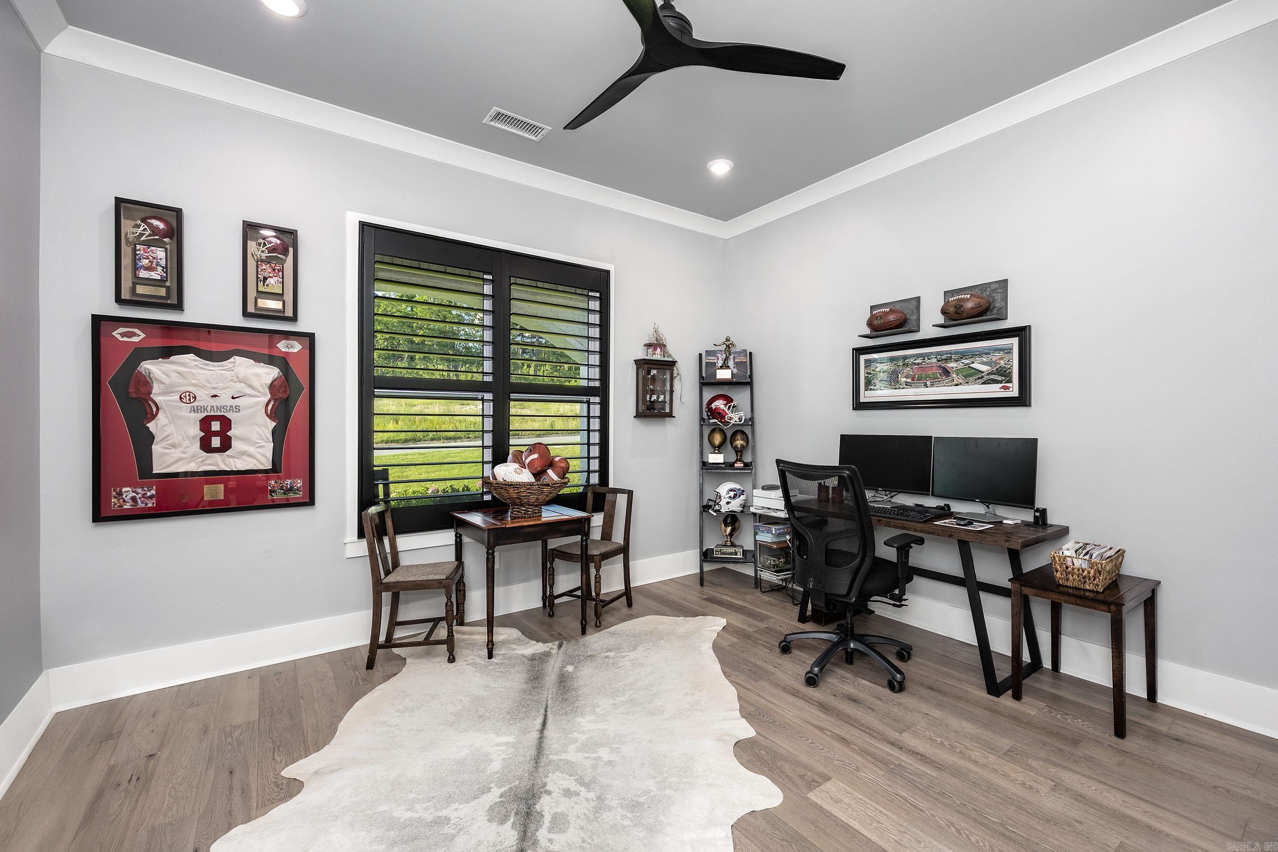 CHENAL VALLEY "FALSTONE COURT" - Residential