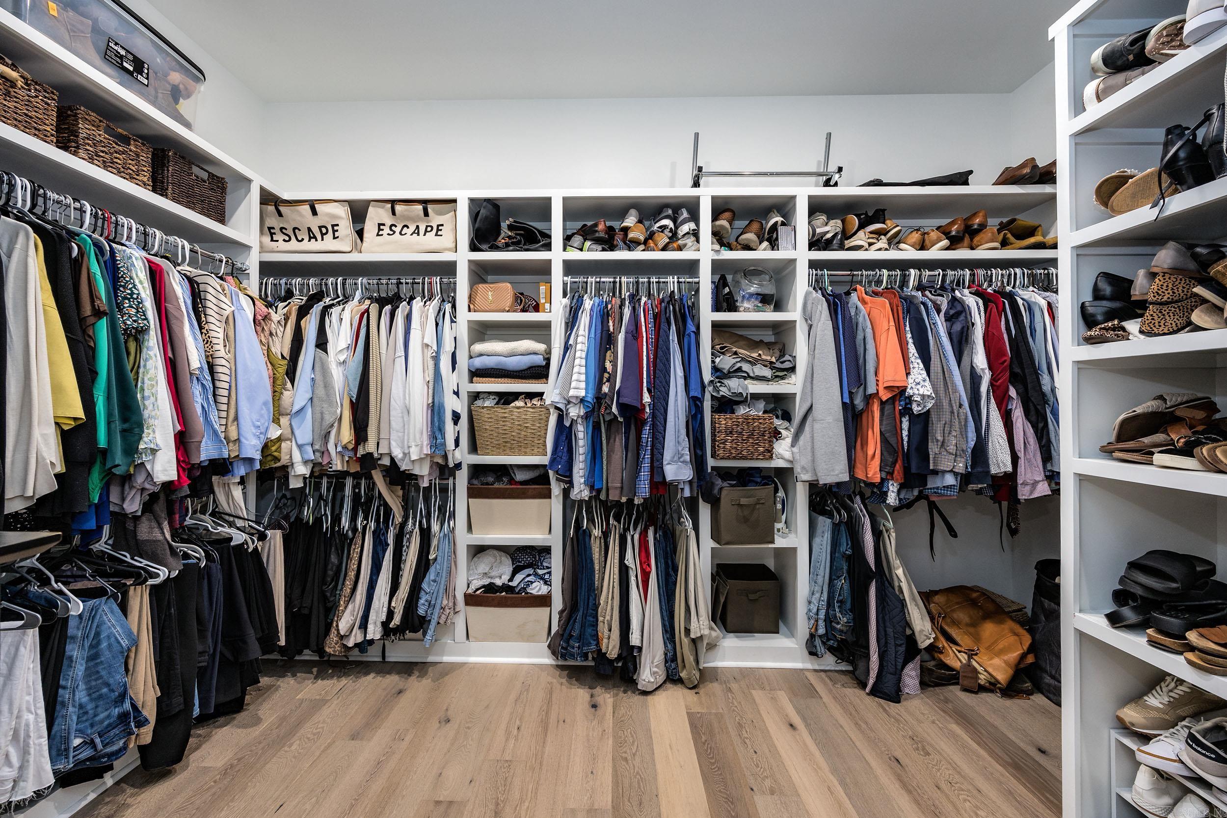 CHENAL VALLEY "FALSTONE COURT" - Residential