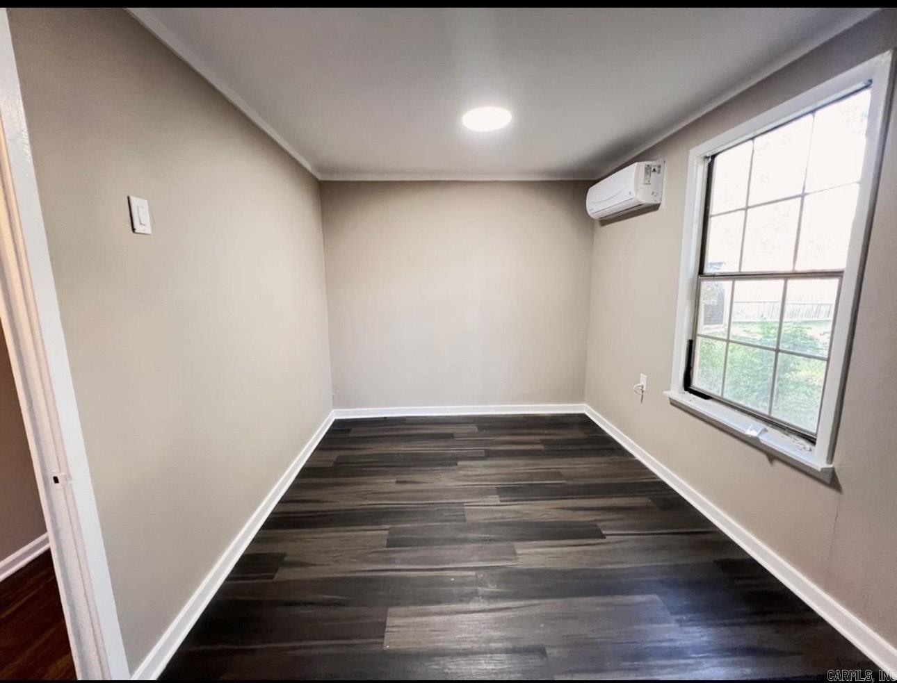 SUNNYSIDE HILLS ADDN TO JACK - Residential