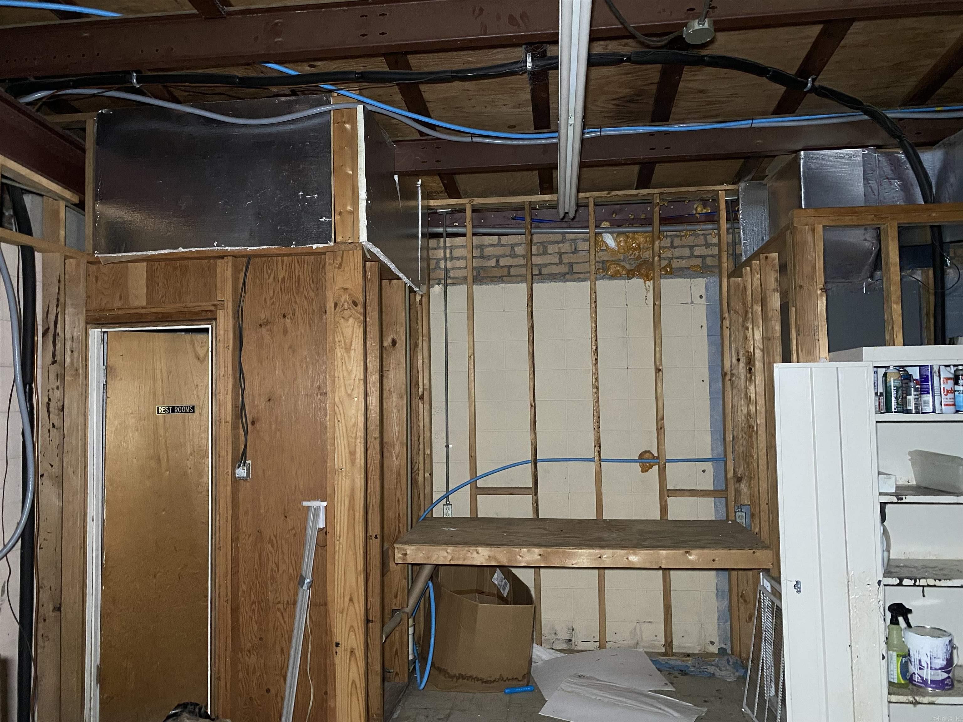 Industrial - Commercial Sale