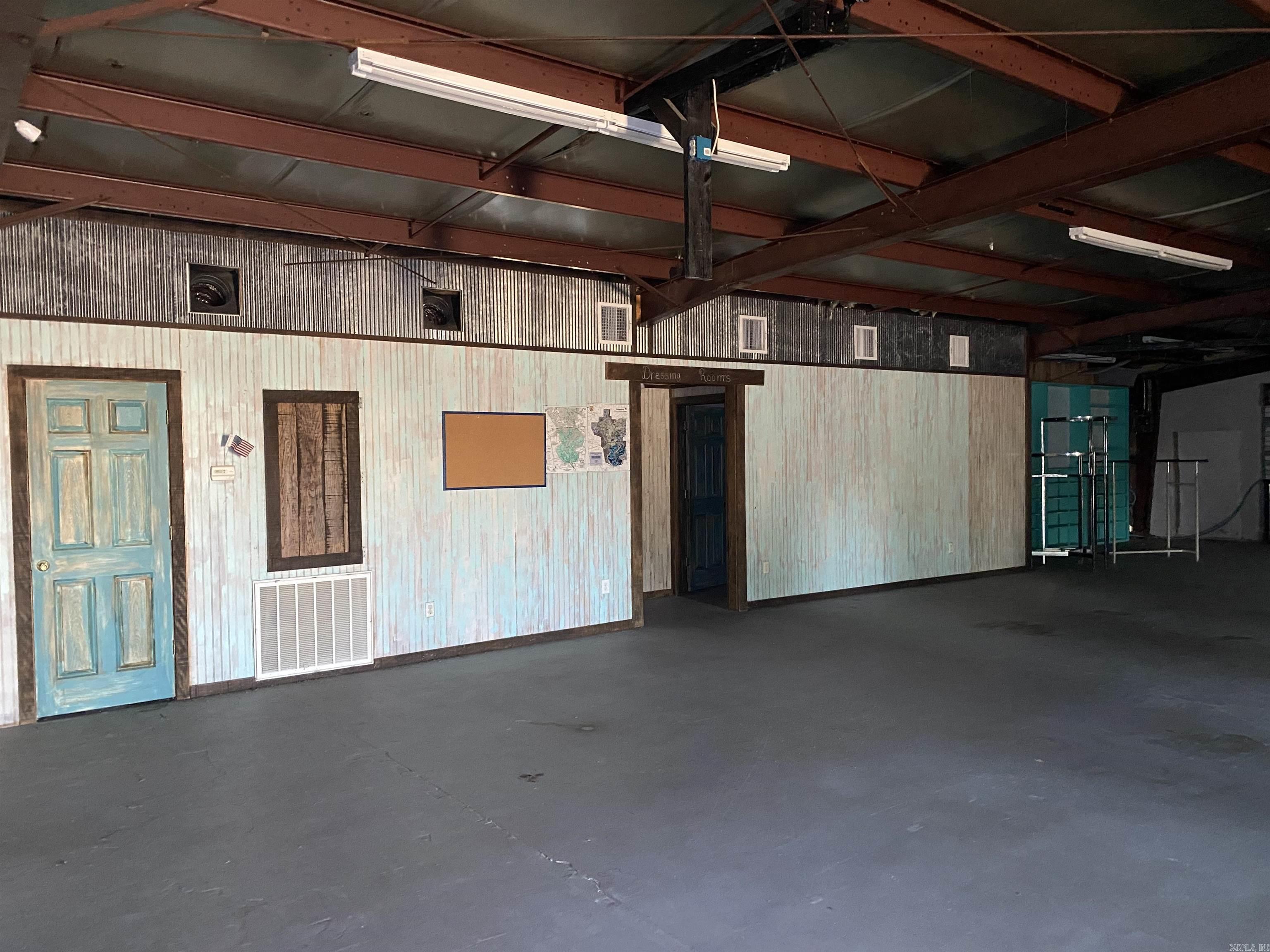 Industrial - Commercial Sale