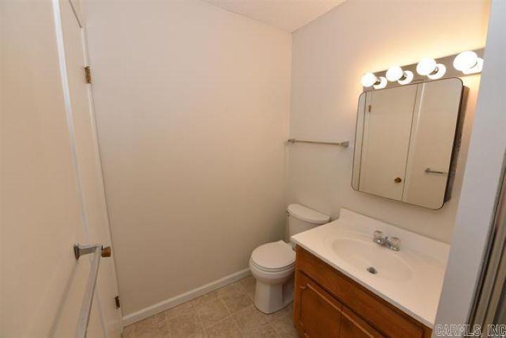 LAKEWOOD HILLS - Residential