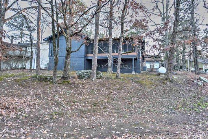 LAKEWOOD HILLS - Residential