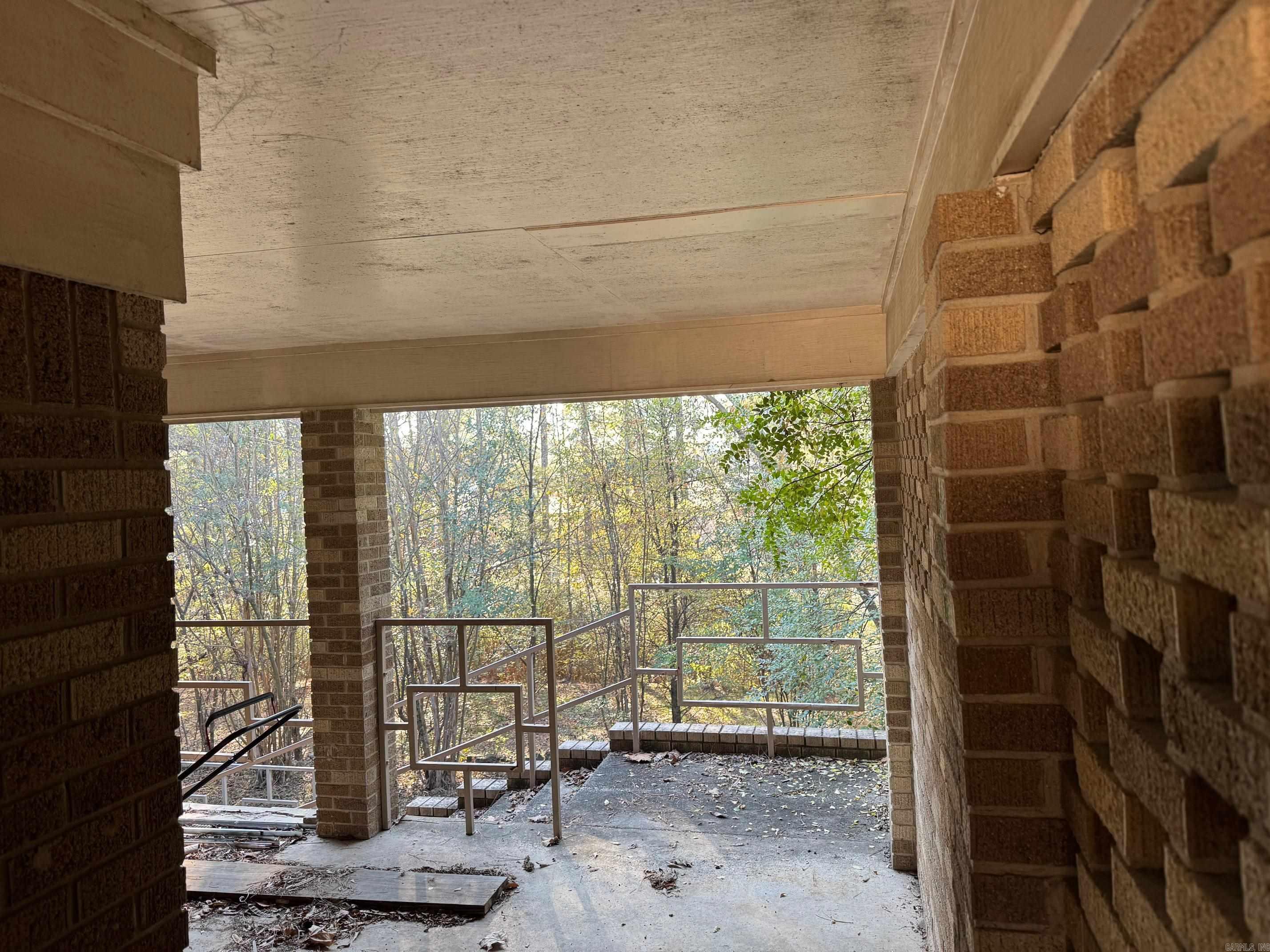 Hill Crest - Residential