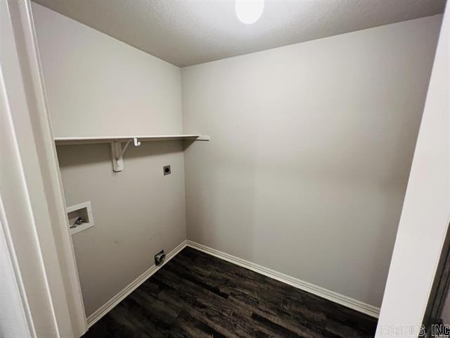 Ivanhoe Estates I - Residential Lease