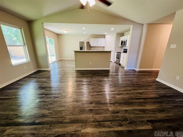 Ivanhoe Estates I - Residential Lease