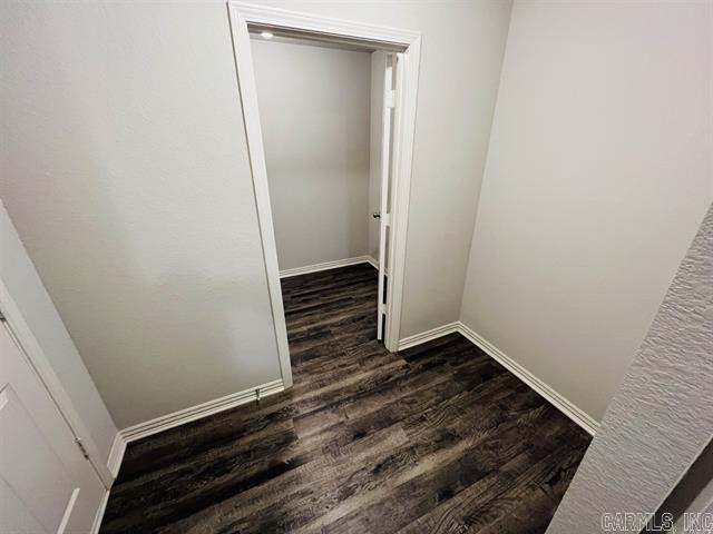 Ivanhoe Estates I - Residential Lease
