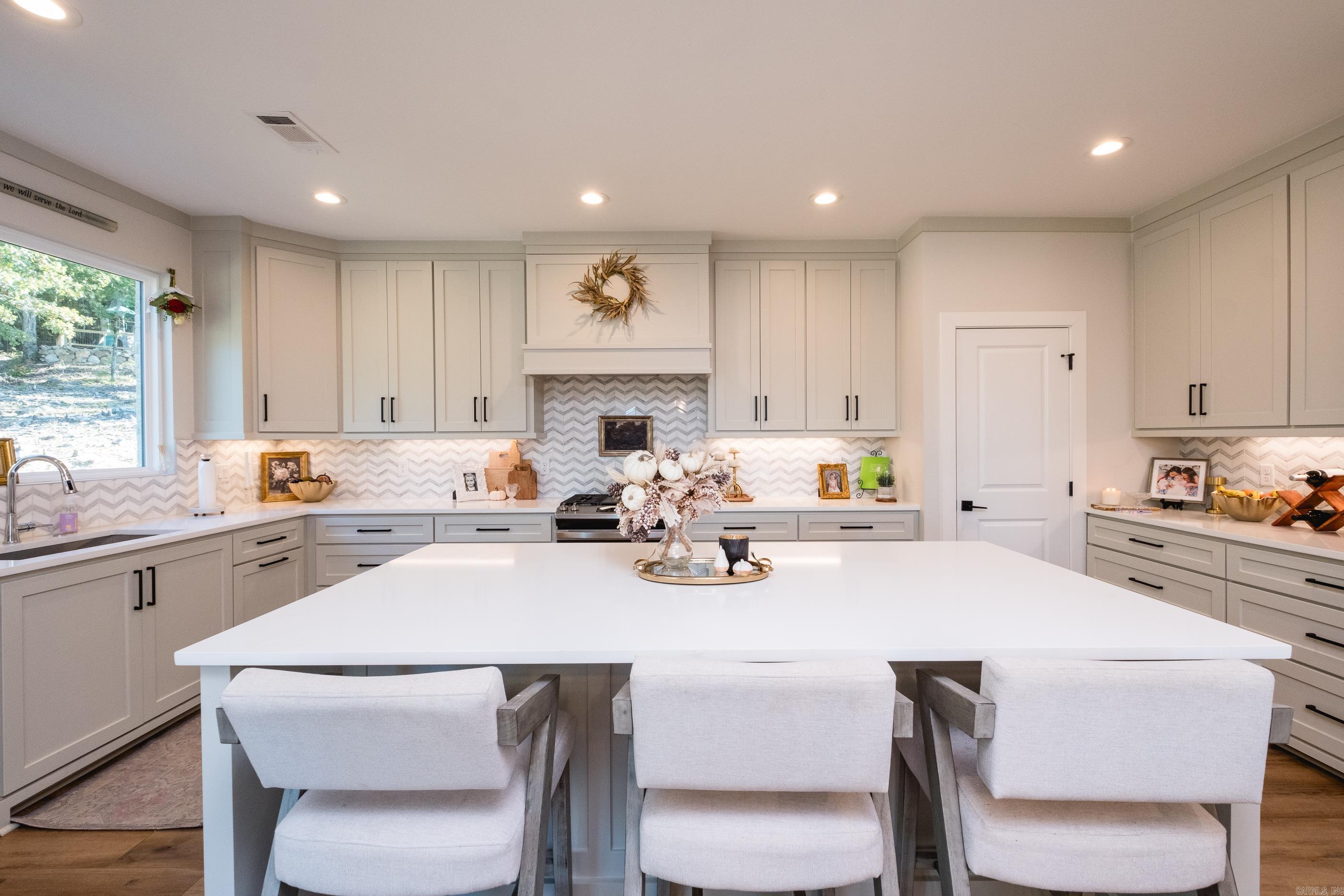 WATERVIEW ESTATES - Residential