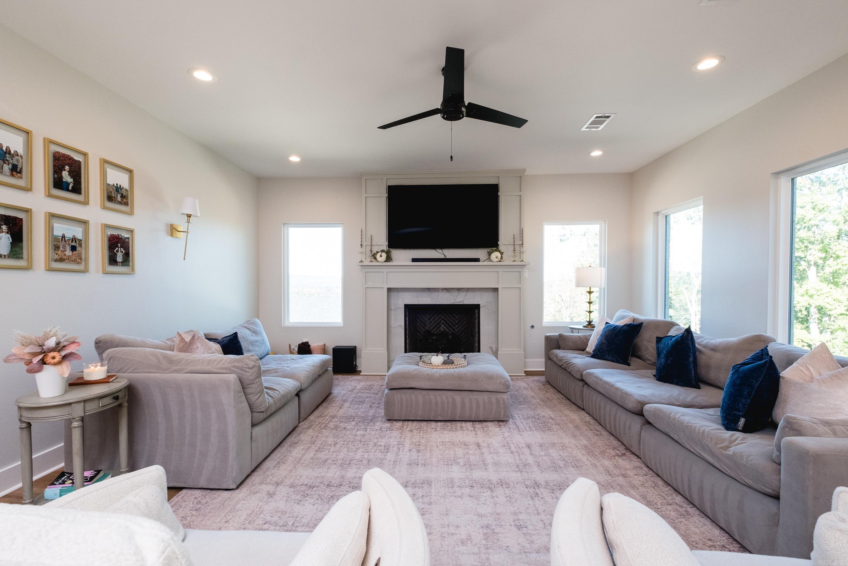 WATERVIEW ESTATES - Residential