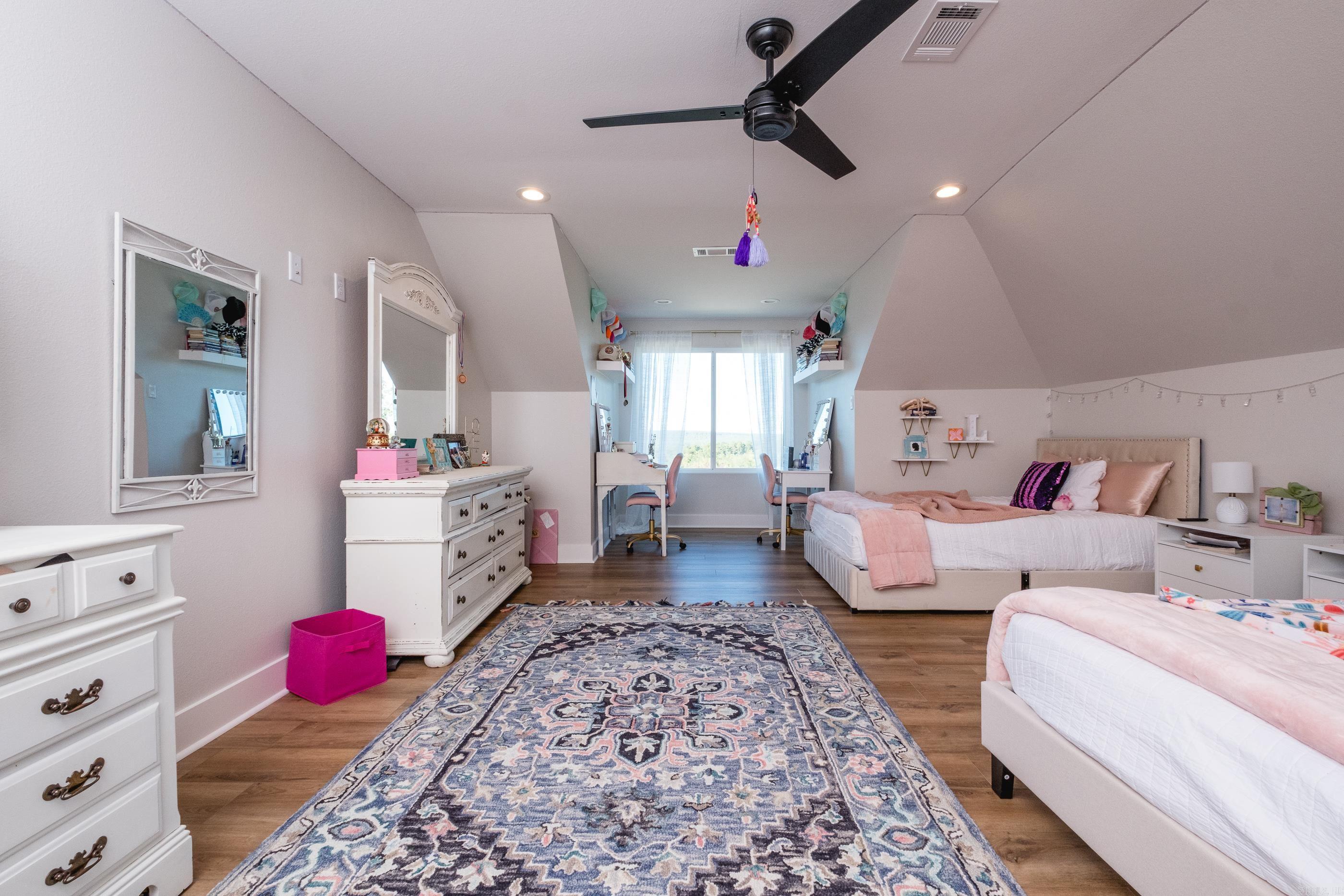 WATERVIEW ESTATES - Residential