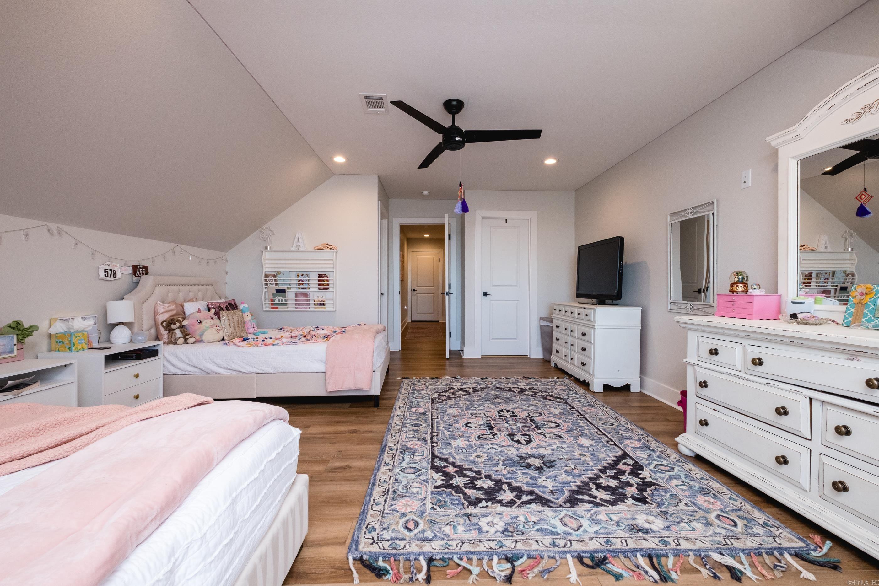 WATERVIEW ESTATES - Residential