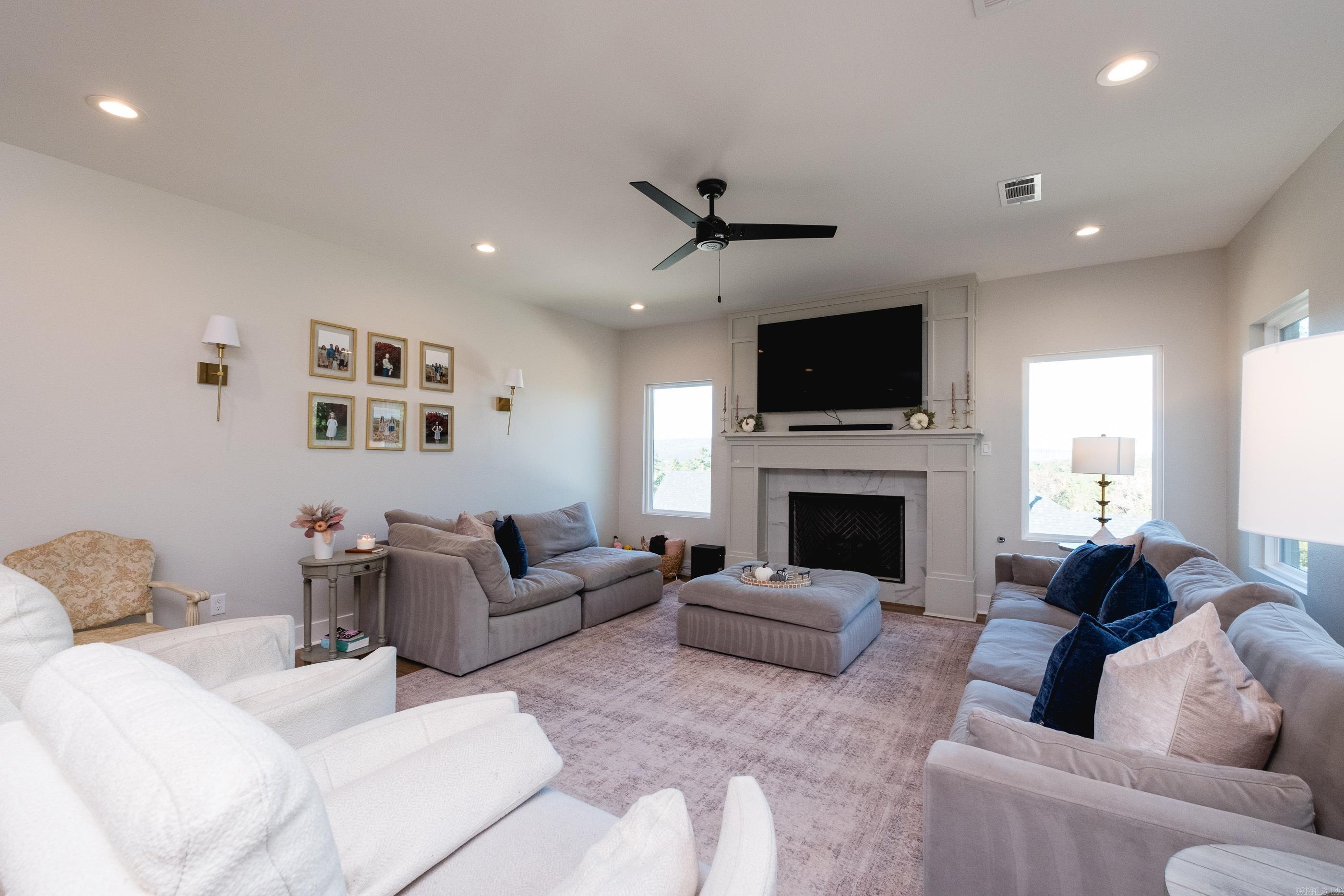 WATERVIEW ESTATES - Residential