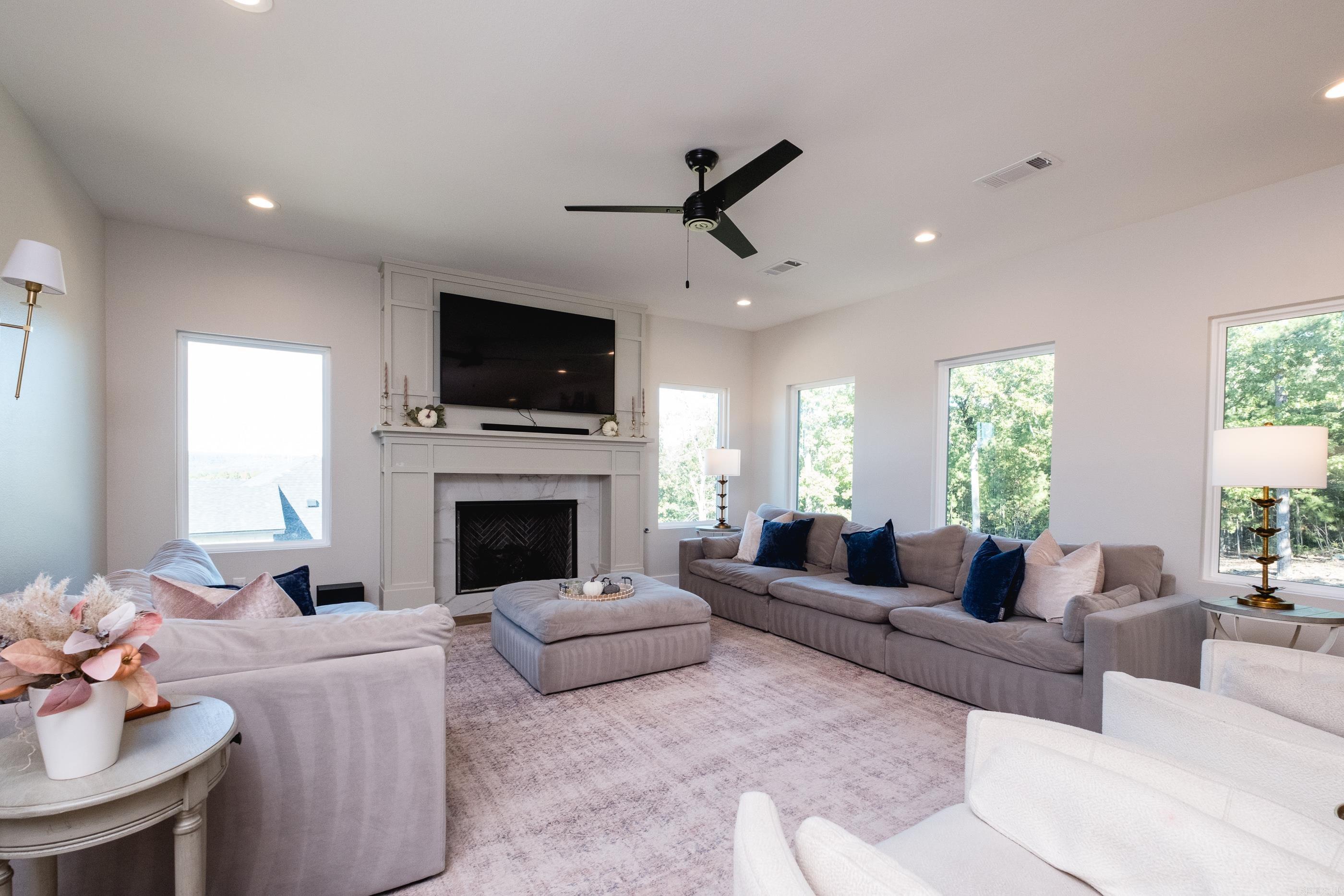 WATERVIEW ESTATES - Residential