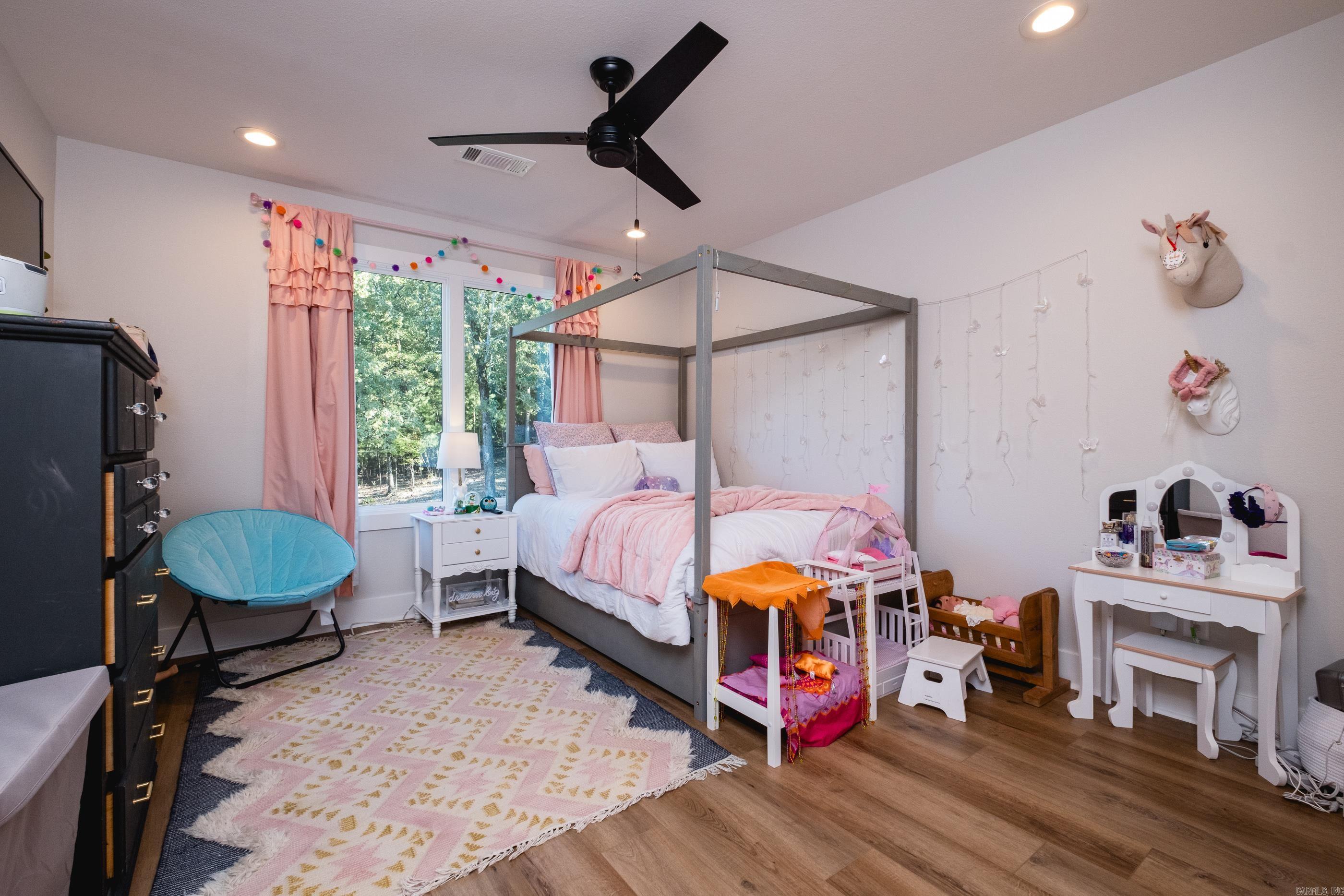 WATERVIEW ESTATES - Residential